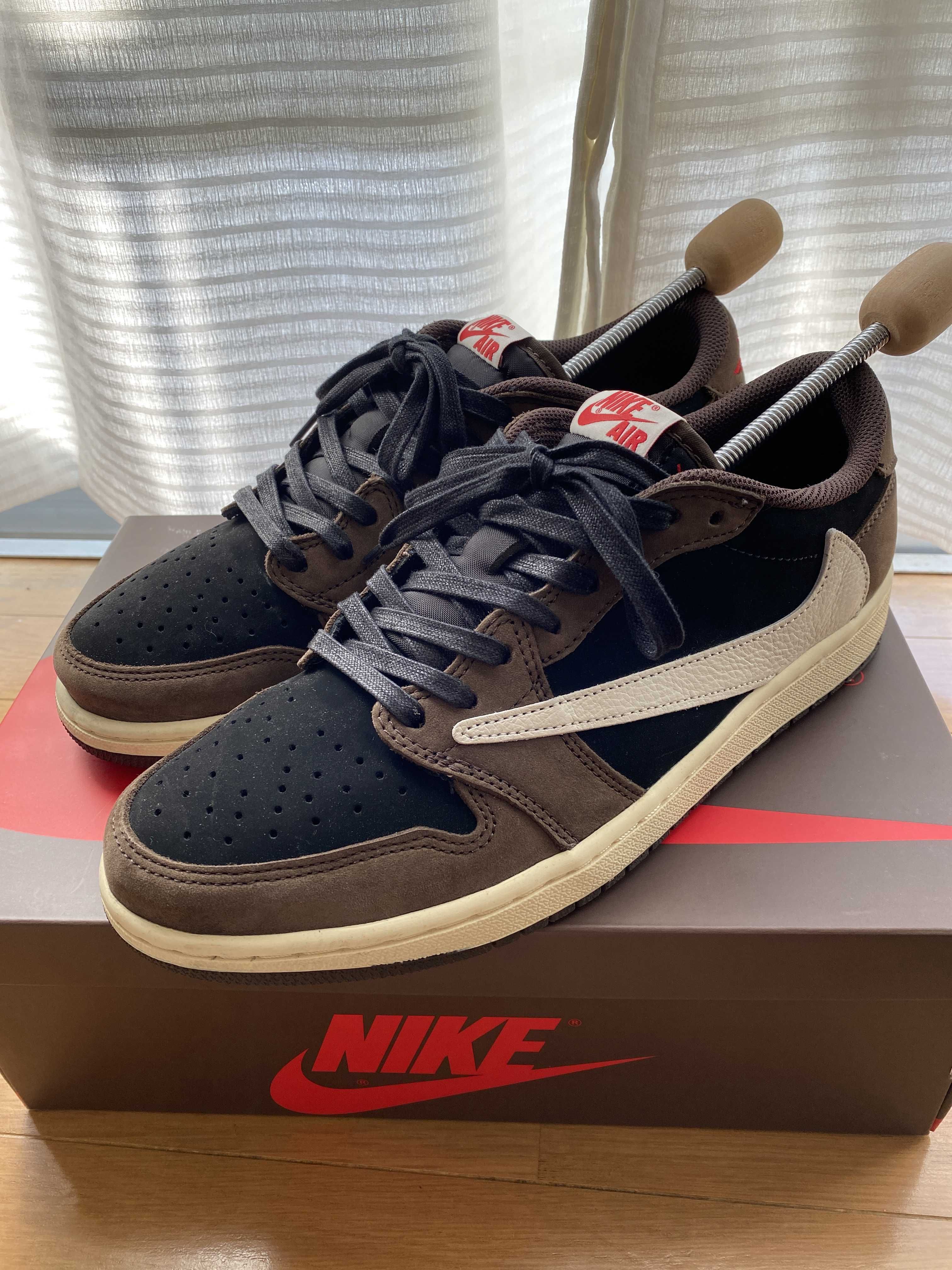Travis Scott × Nike Air Jordan 1 Low OG SP-T  "Black/Dark Mocha"