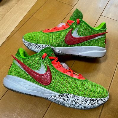 Nike LeBron 20 "Christmas"