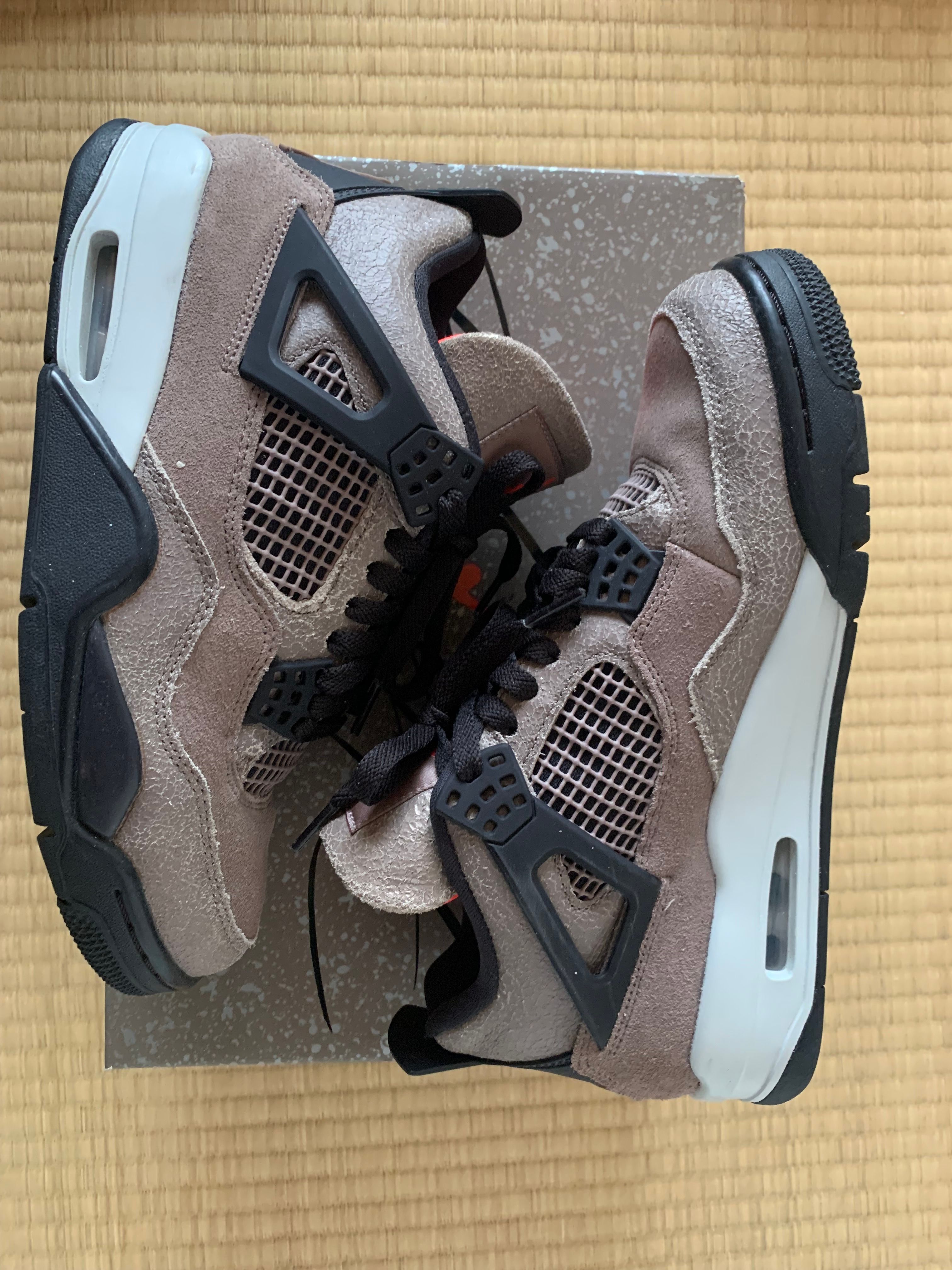 Nike Air Jordan 4 "Taupe Haze"   