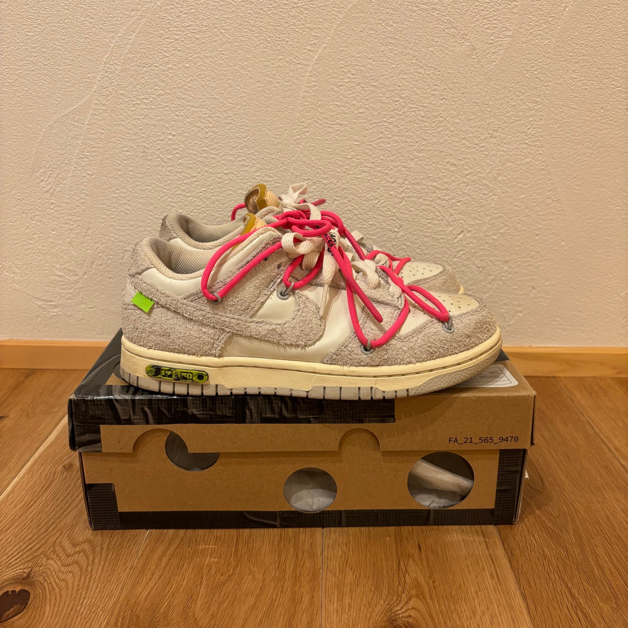 Off-White × Nike Dunk Low "Sail/Neutral Gray/Hyper Pink"