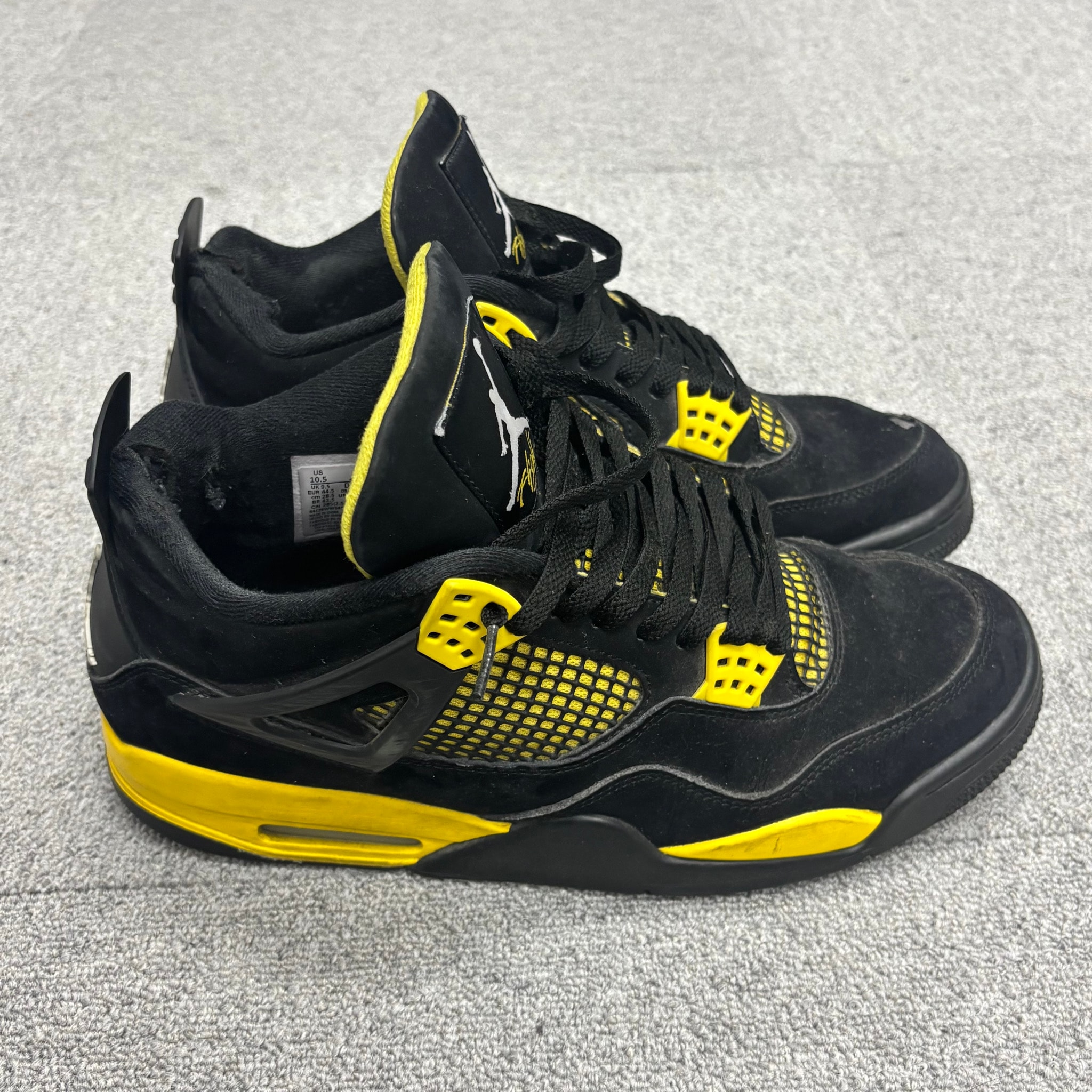 Nike Air Jordan 4 Retro "Thunder"(2023)