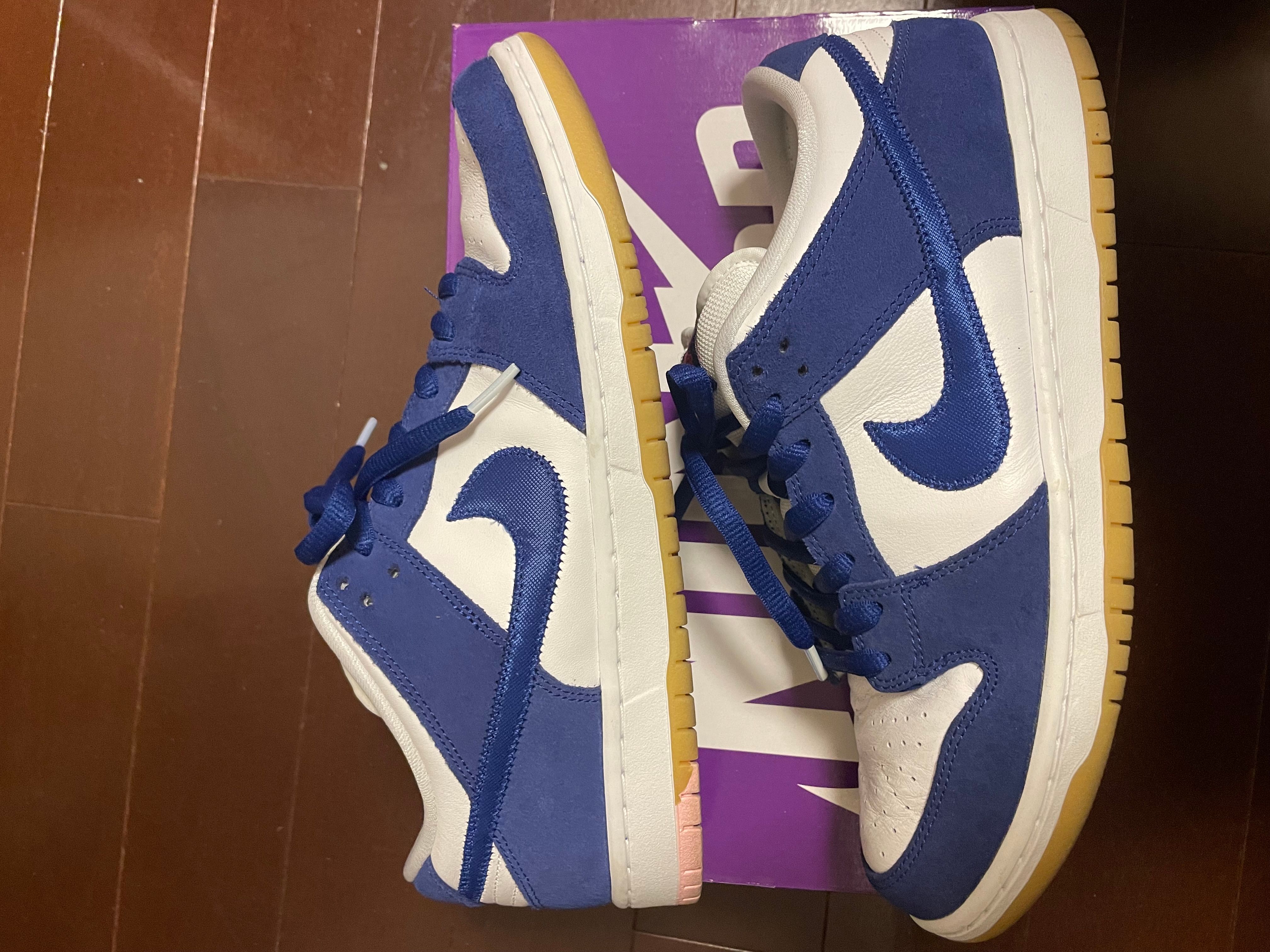 Nike SB Dunk Low "Los Angeles Dodgers/Deep Royal Blue"