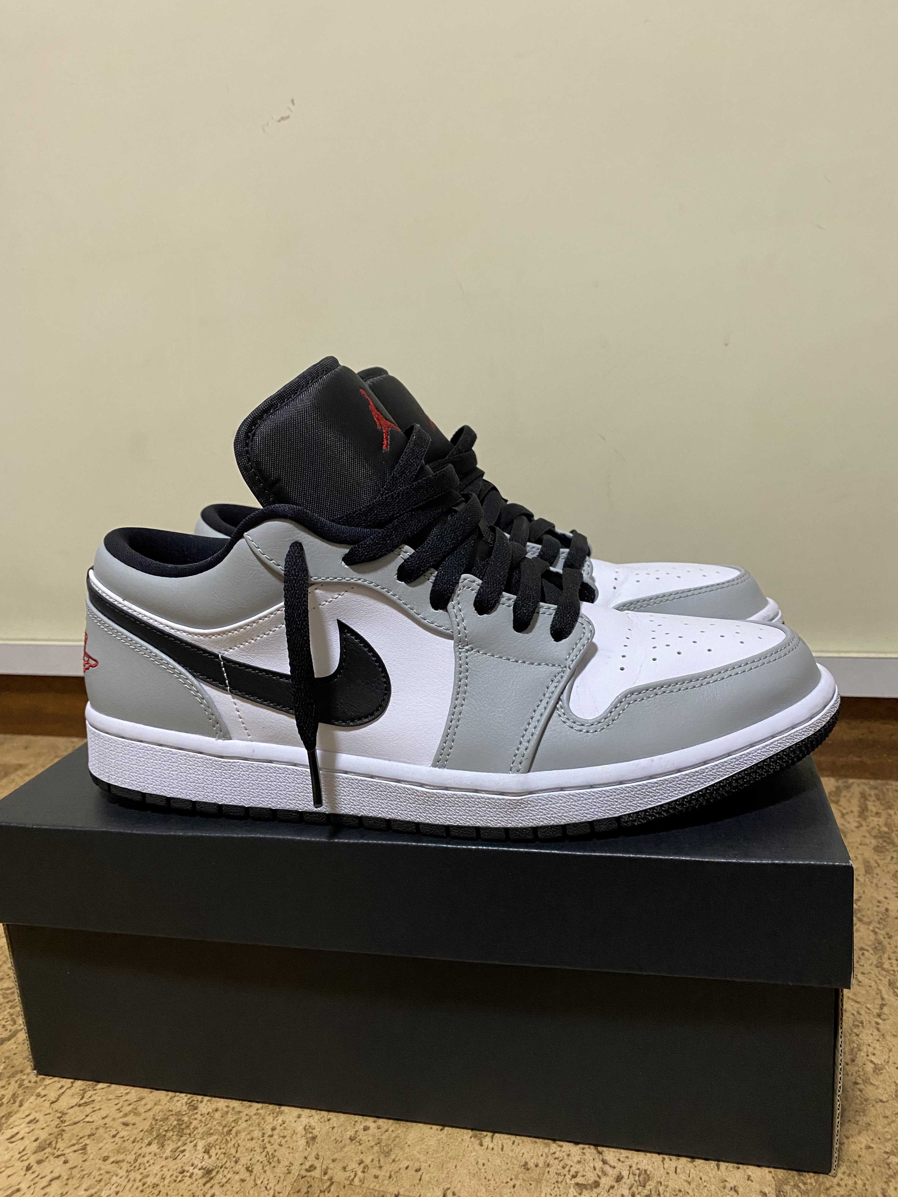 NIKE AIR JORDAN 1 LOW "LIGHT SMOKE GREY"