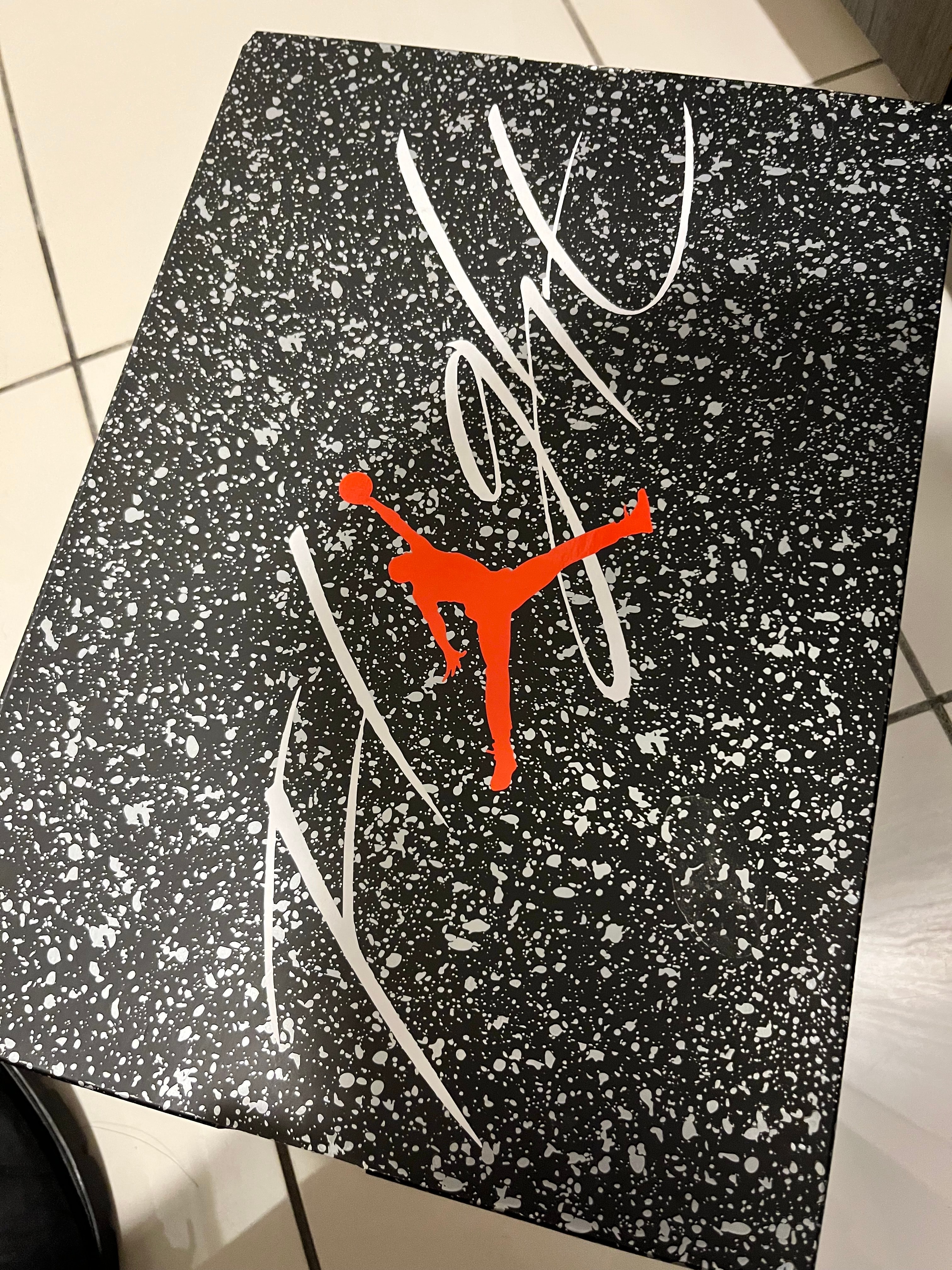 Nike Air Jordan 4 "Military Black"