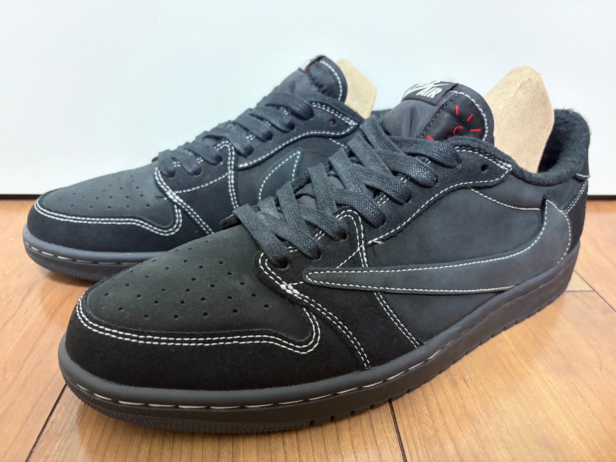 Travis Scott × Nike Air Jordan 1 Low OG SP "Black Phantom"