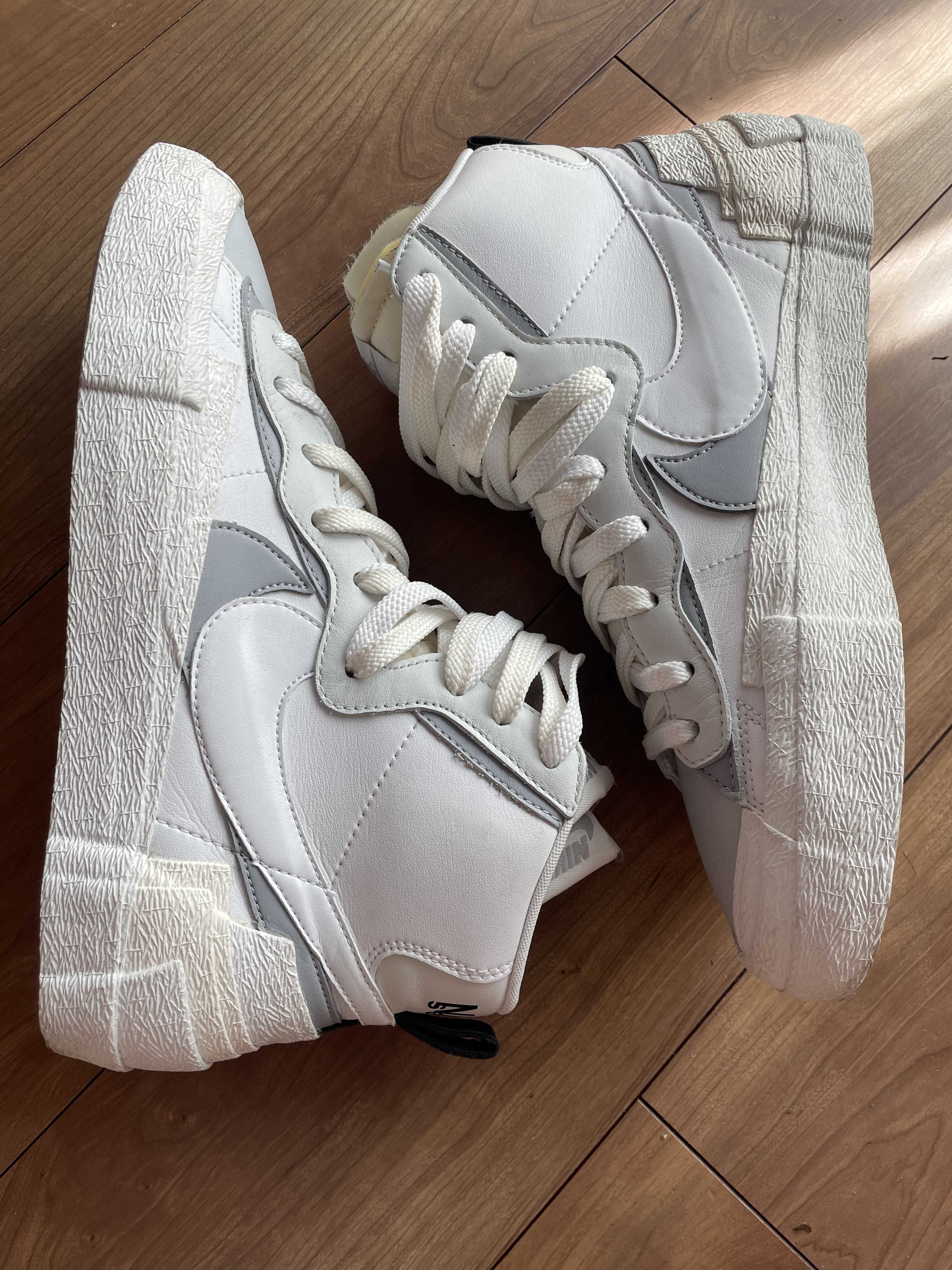 sacai × NIKE BLAZER MID "WHITE/WOLF GREY"