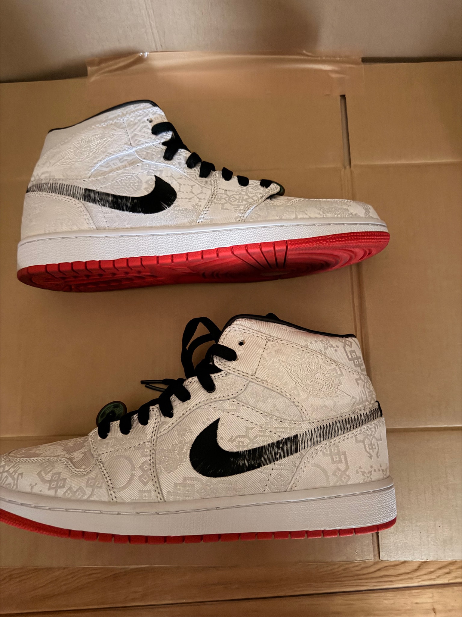 CLOT × Nike Air Jordan 1 Mid SE Fearless "White/Black/Red"