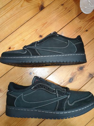 Travis Scott × Nike Air Jordan 1 Low OG SP "Black Phantom"