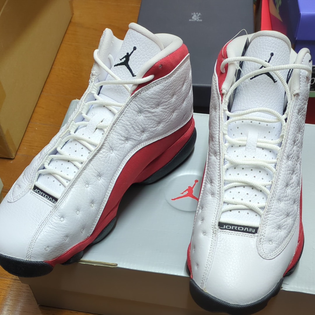 Nike Air Jordan 13 Retro OG "Chicago" (2017)