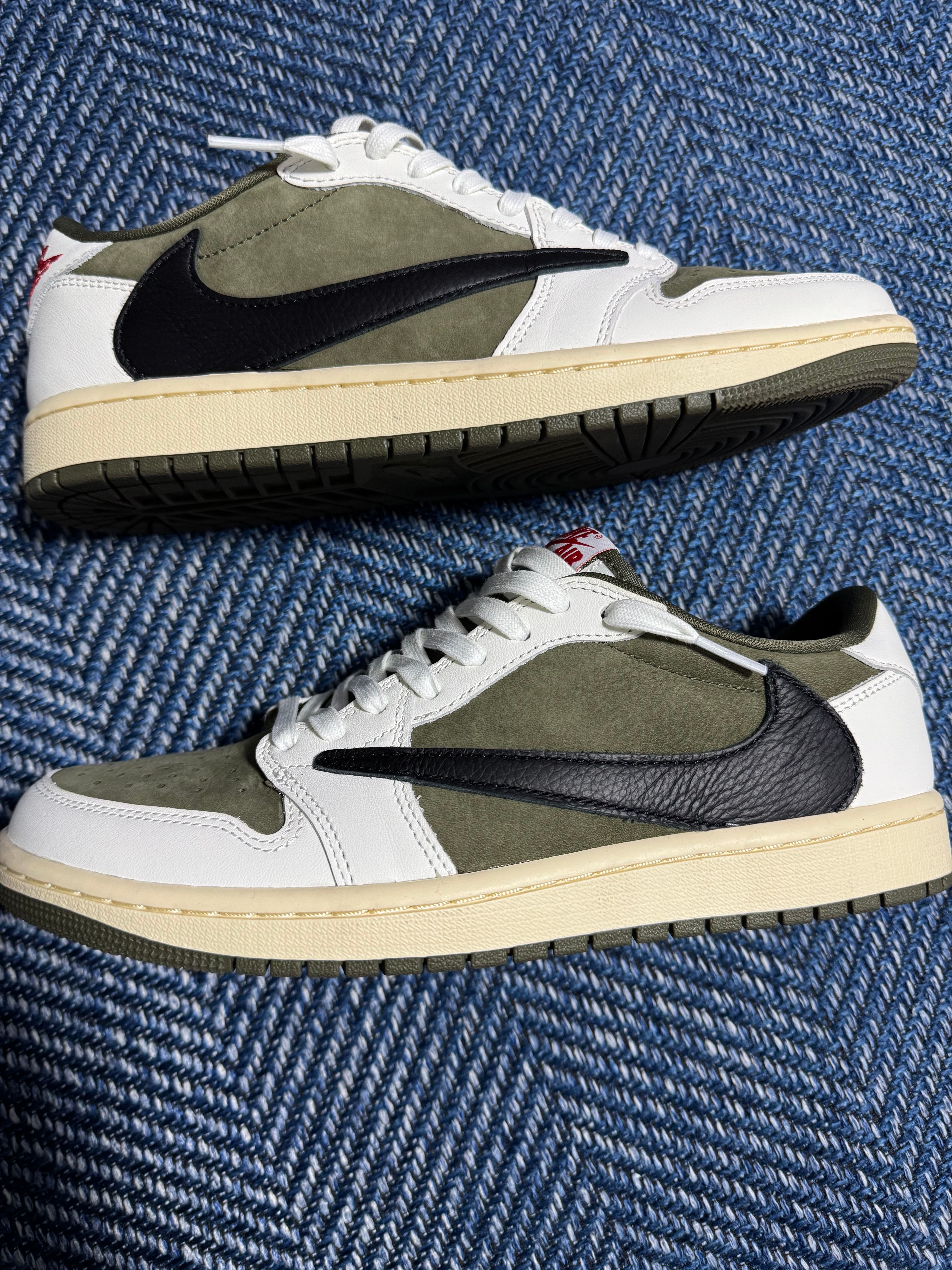 Travis Scott × Nike Air Jordan 1 Low OG SP "Reverse Olive"