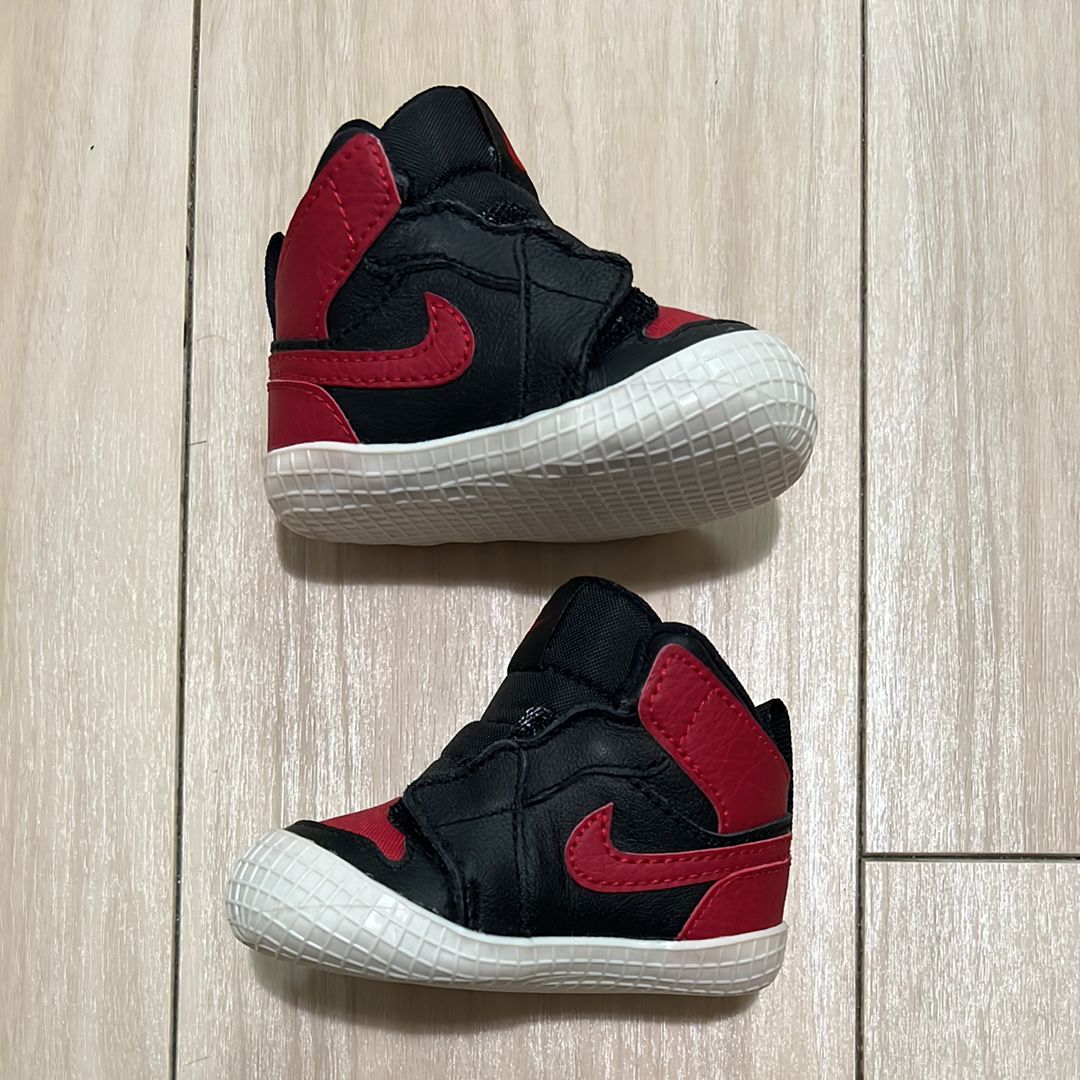 Nike Air Jordan 1 Crib Bootie "Bred"