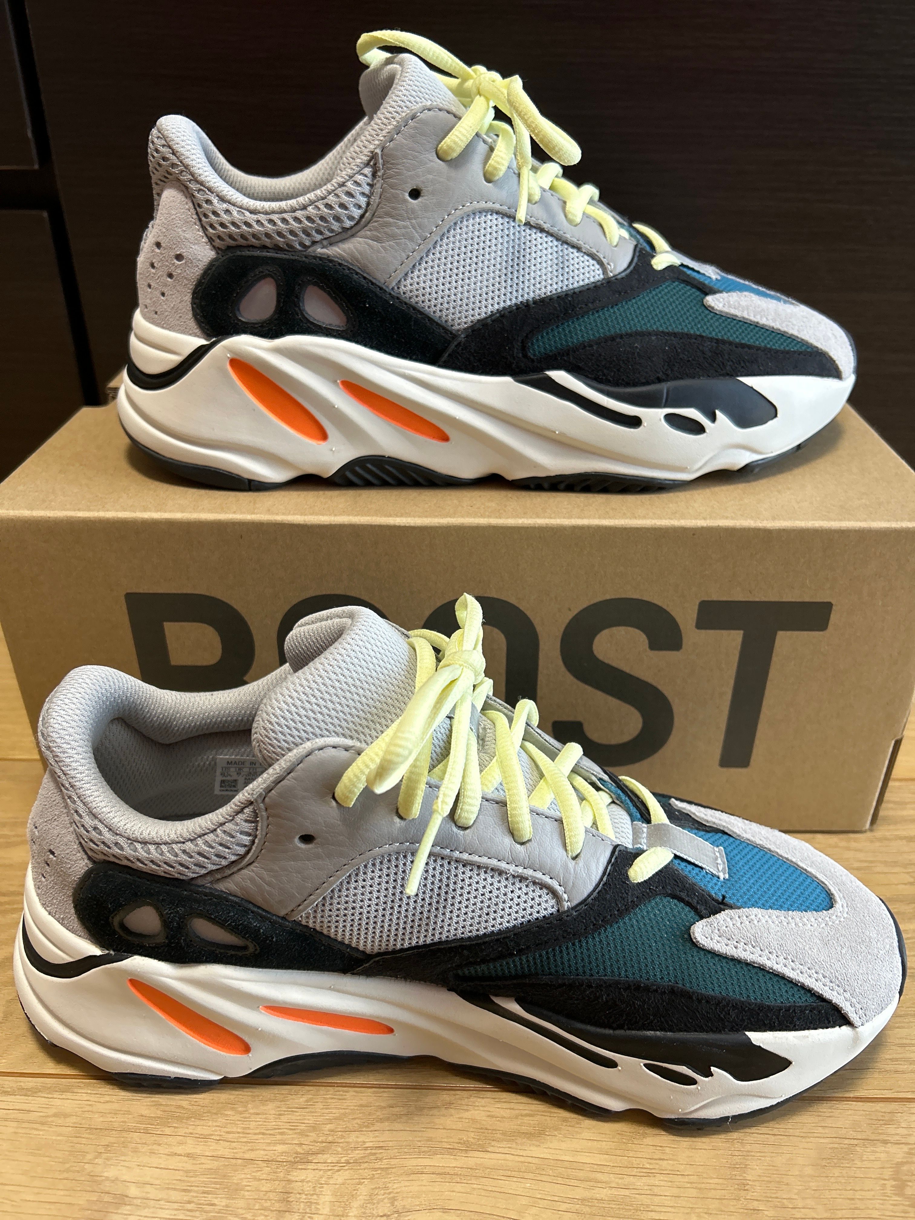 adidas YEEZY Boost 700 "Wave Runner"
