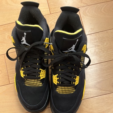Nike Air Jordan 4 Retro "Thunder"(2023)