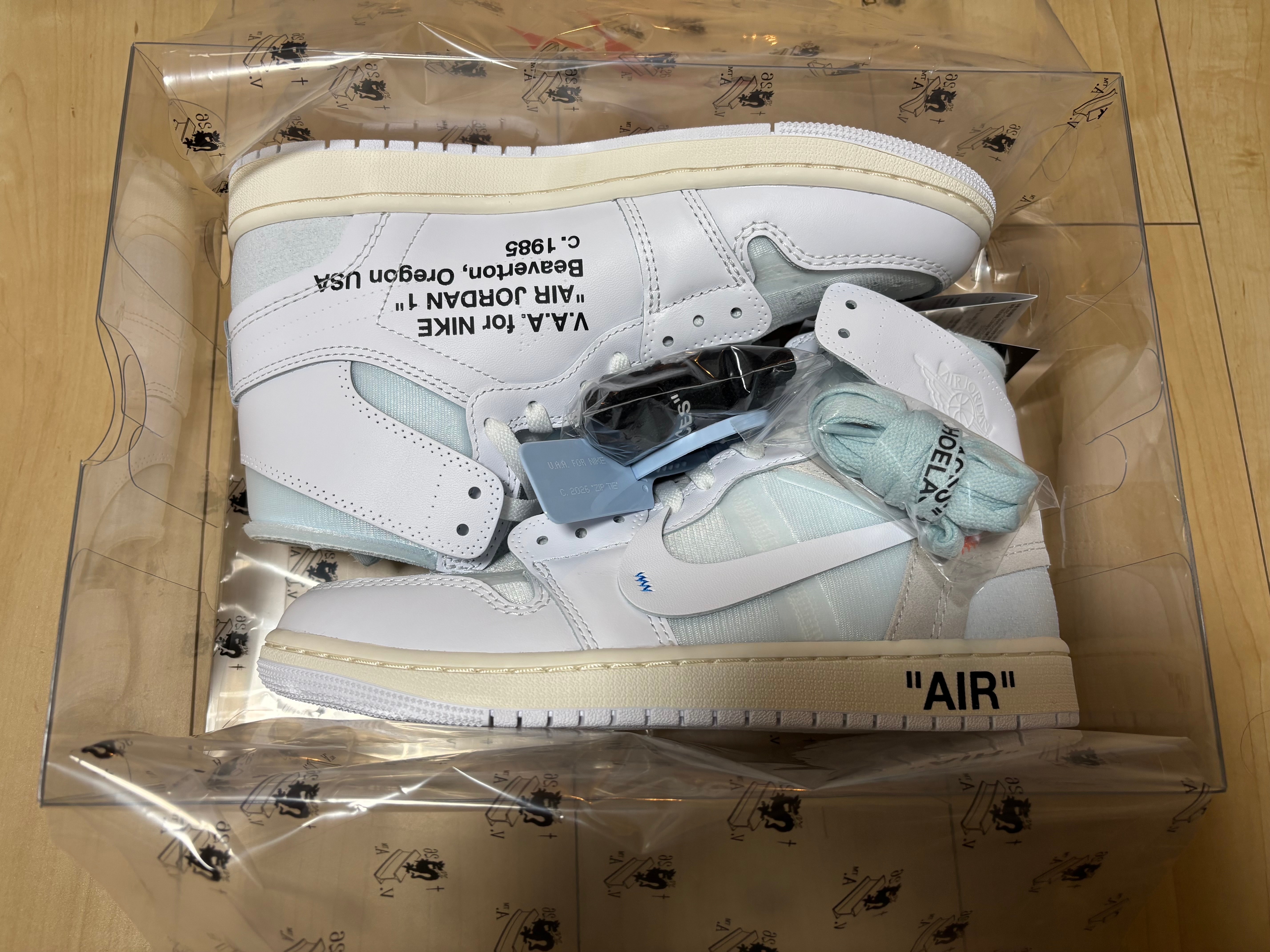 Virgil Abloh Archive (V.A.A.) × Nike Air Jordan 1 Retro High OG "Alaska"