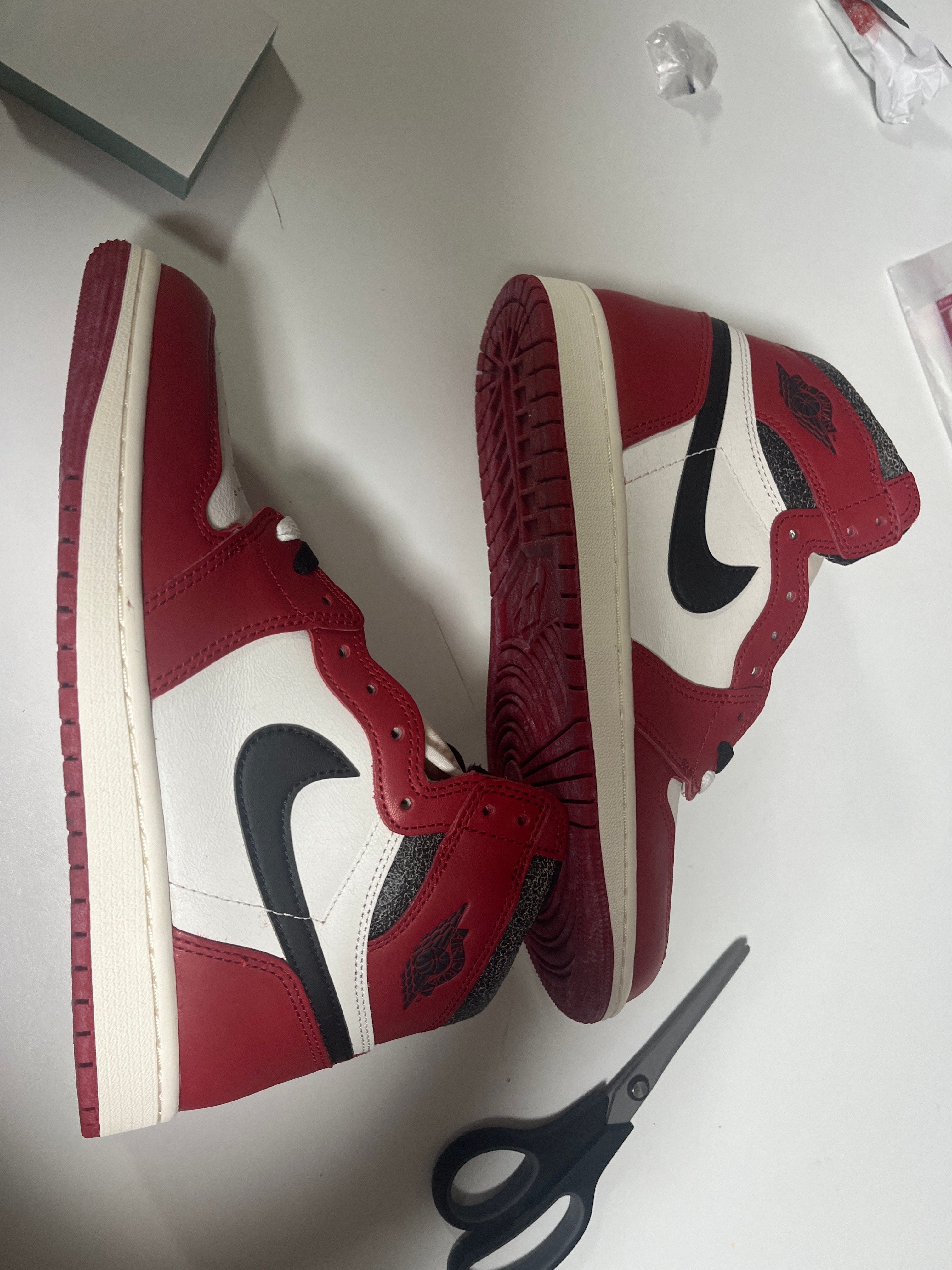 Nike Air Jordan 1 High OG "Lost & Found/Chicago"