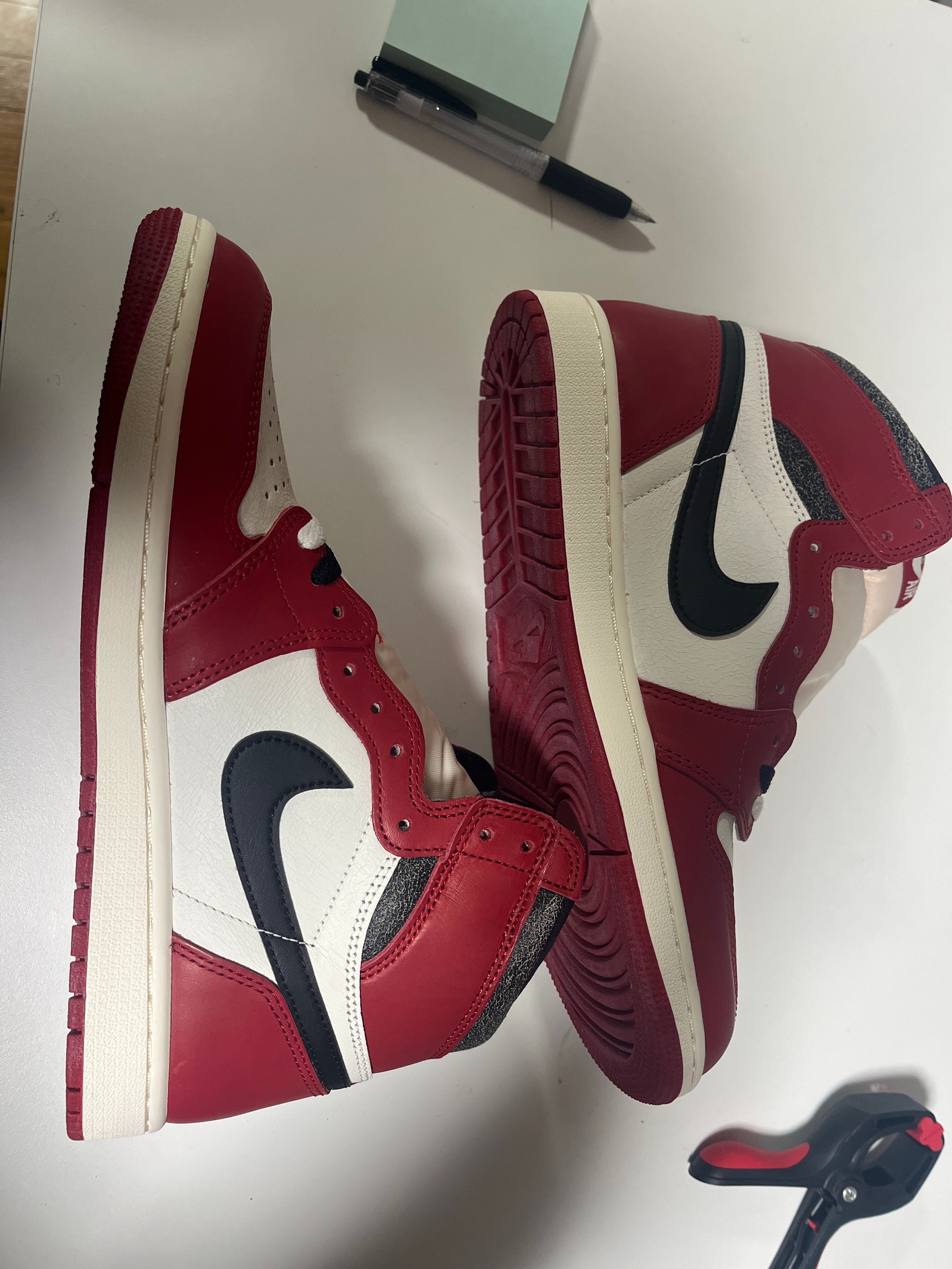 Nike Air Jordan 1 High OG "Lost & Found/Chicago"