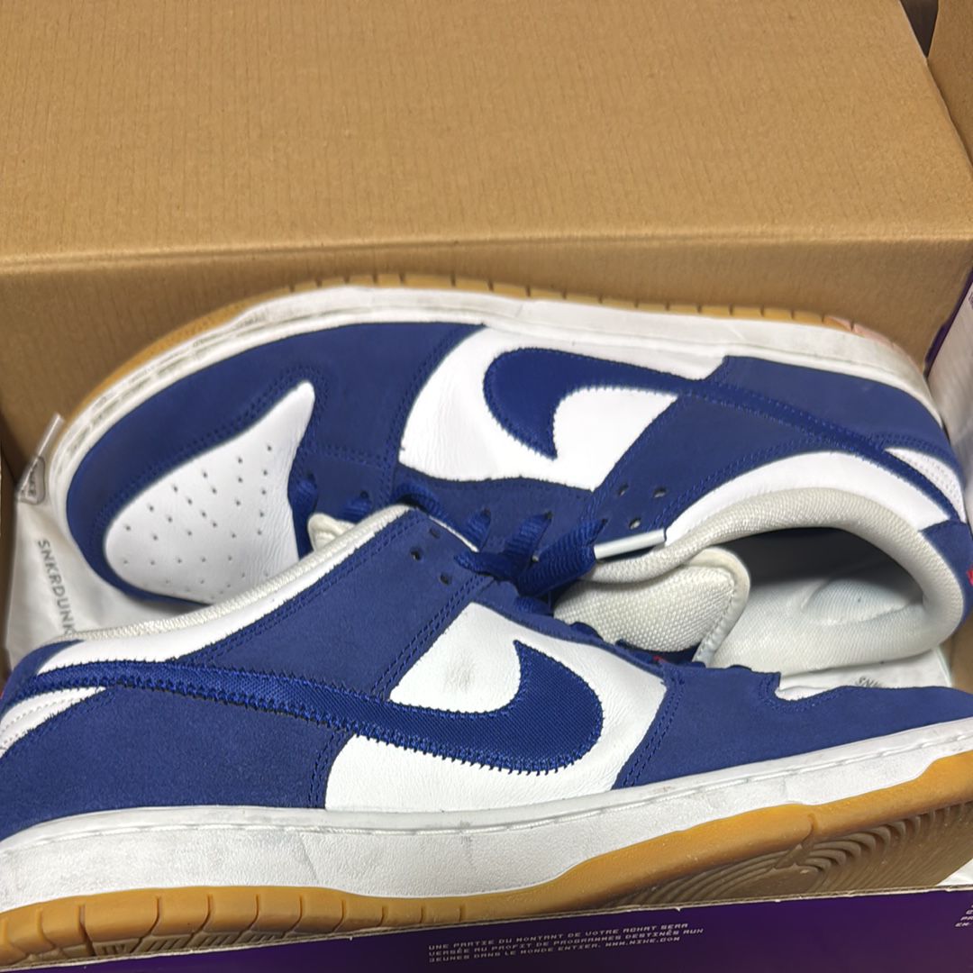 Nike SB Dunk Low "Los Angeles Dodgers/Deep Royal Blue"