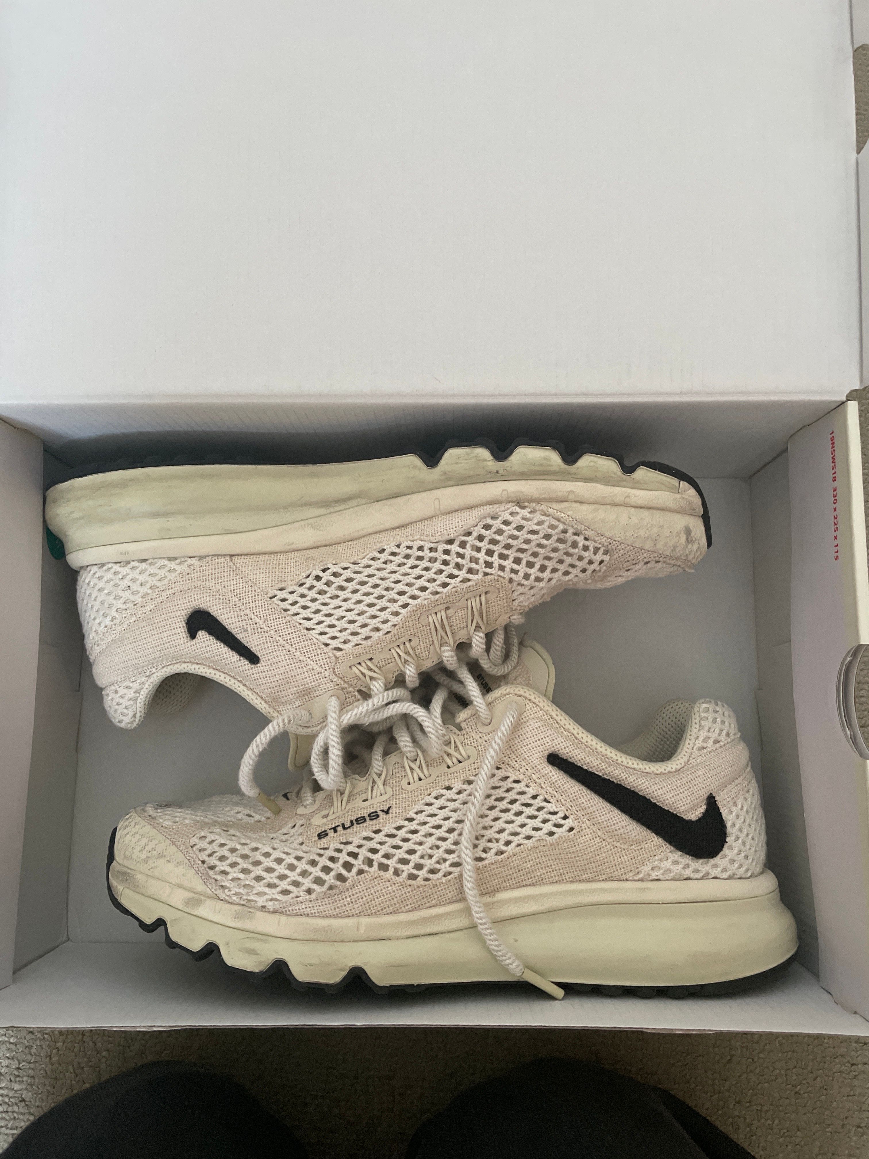 Stussy × Nike Air Max 2013 "Fossil"