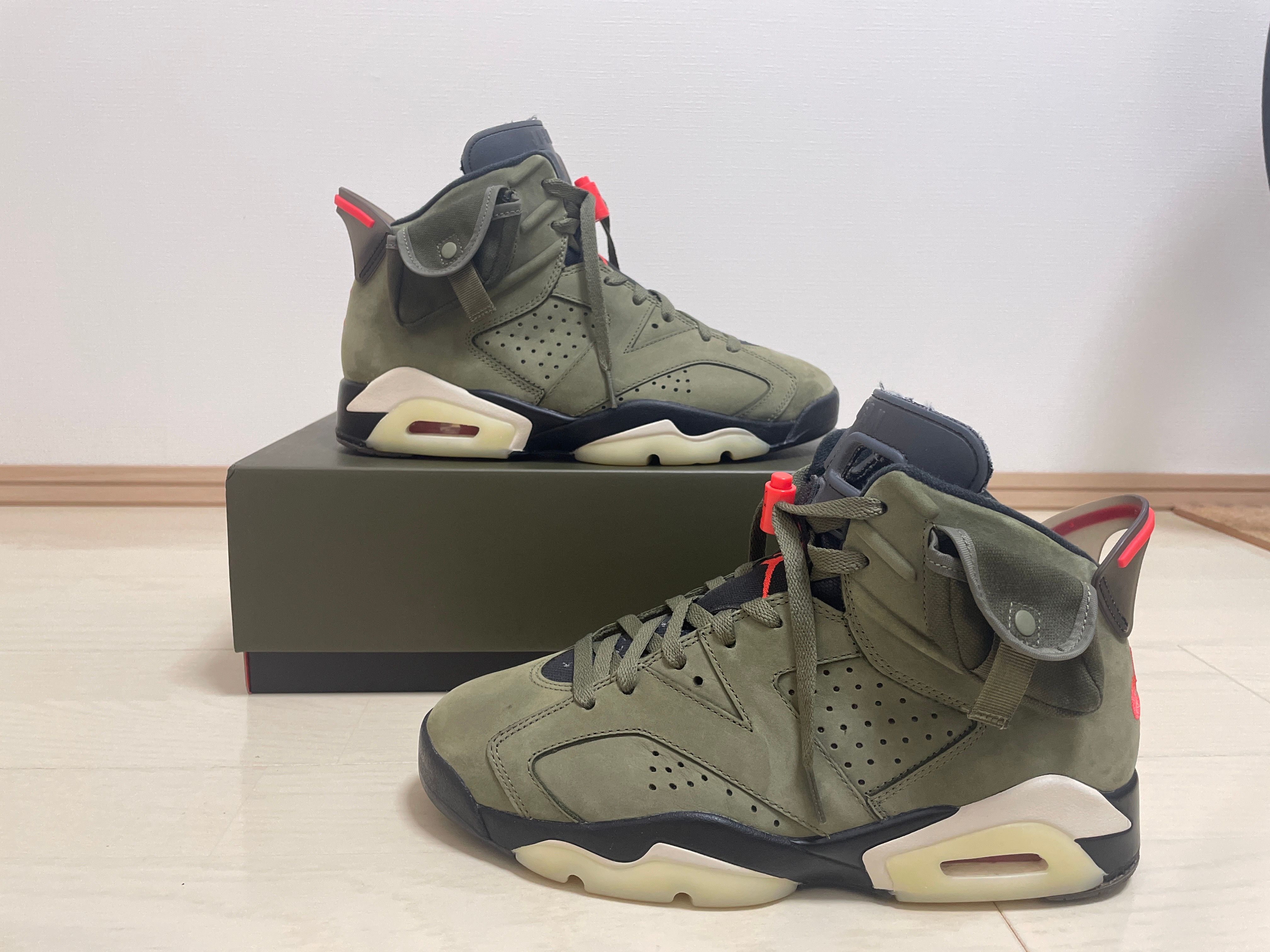 Travis Scott × Nike Air Jordan 6 Retro "Medium Olive"
