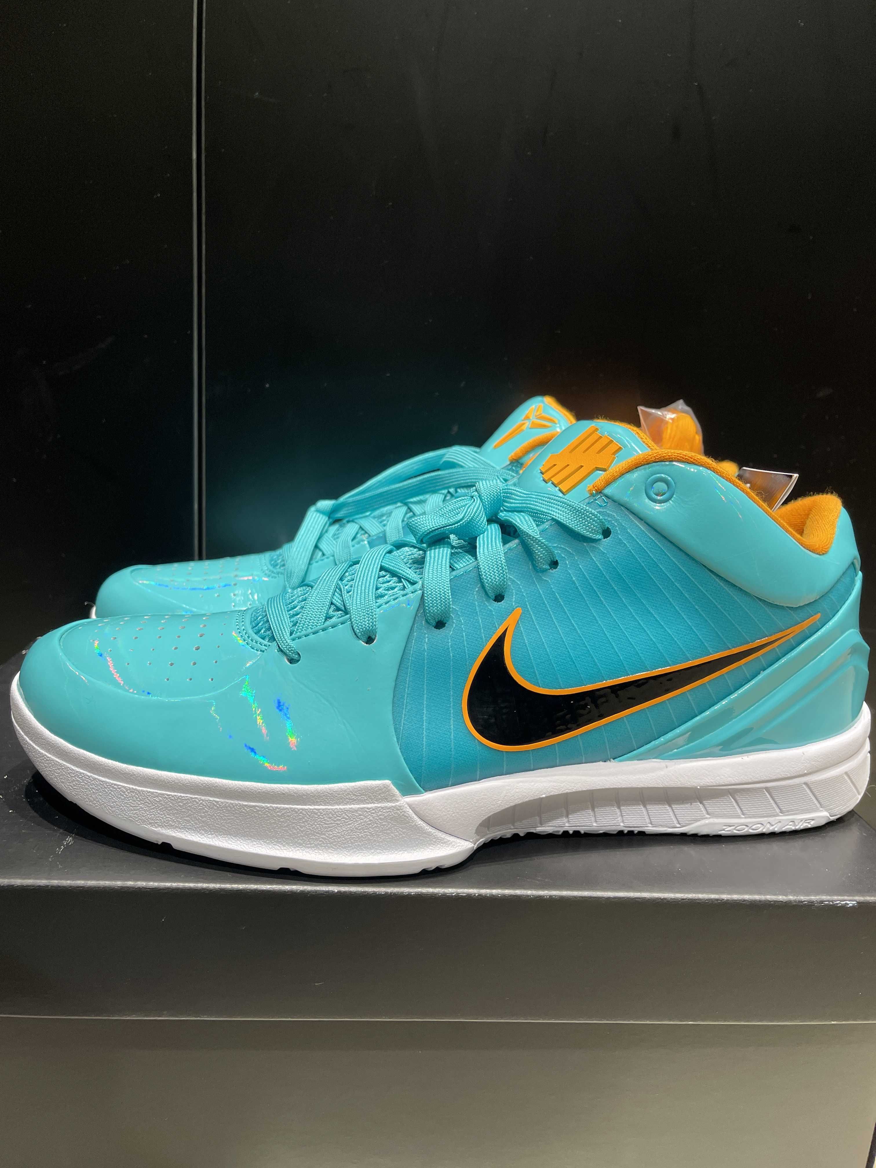 UNDEFEATED × Nike Kobe 4 Protro "Hyper Jade"