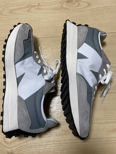 New Balance 327 "Gray"