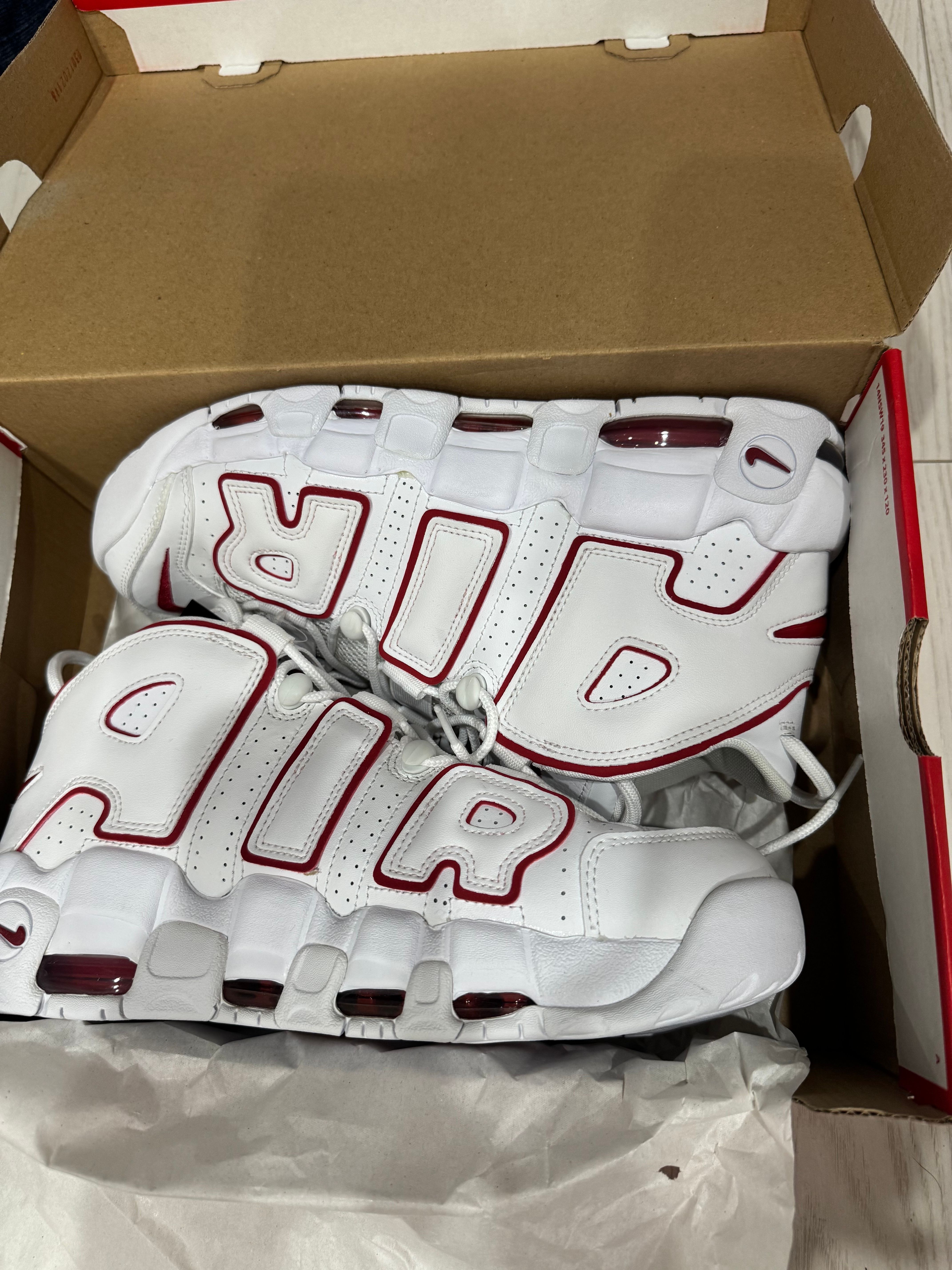 NIKE AIR MORE UPTEMPO "WHITE/VARSITY RED" (2021)