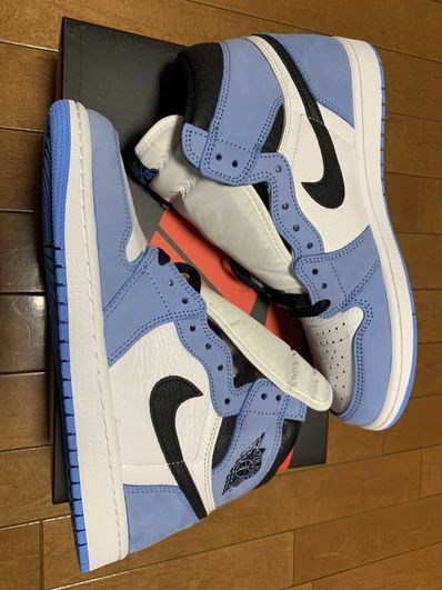 Nike Air Jordan 1 High OG "University Blue"