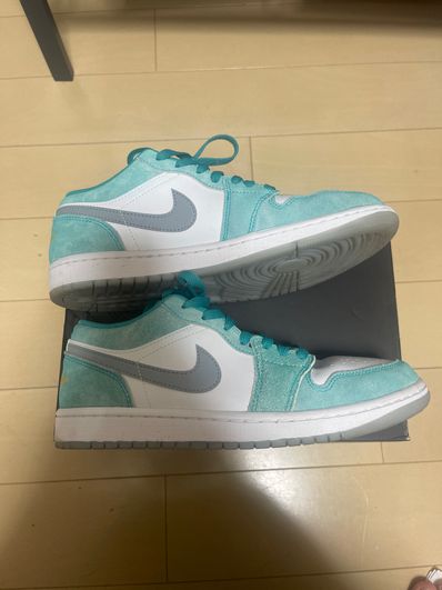 Nike Air Jordan 1 Low SE "New Emerald"