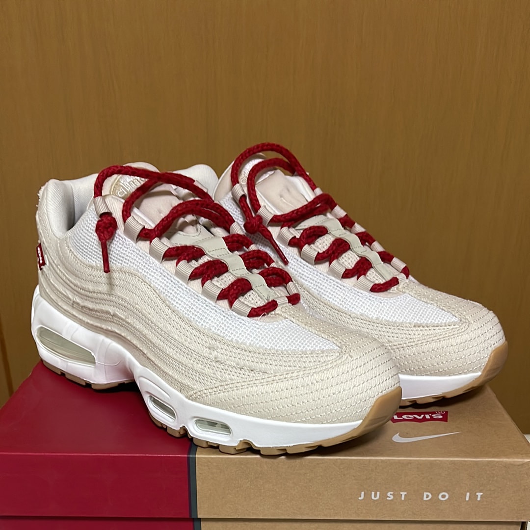 Levi's × Nike Air Max 95 OG "Denim White"