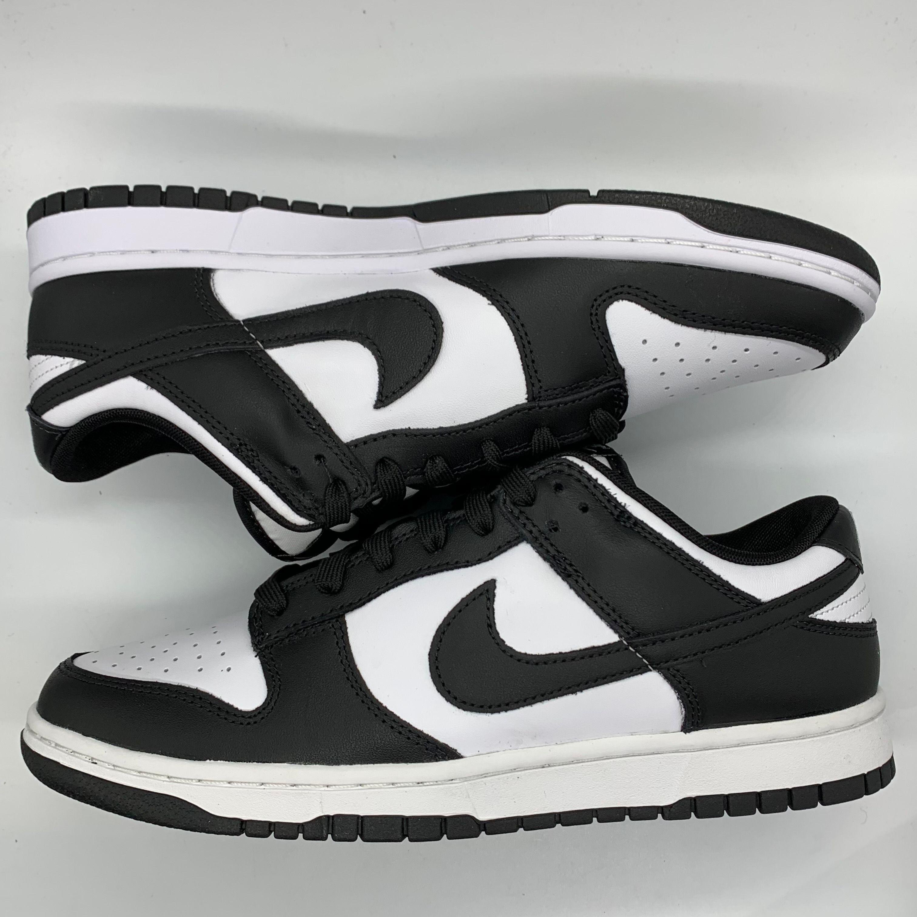 Nike Dunk Low Retro "Panda/White/Black"