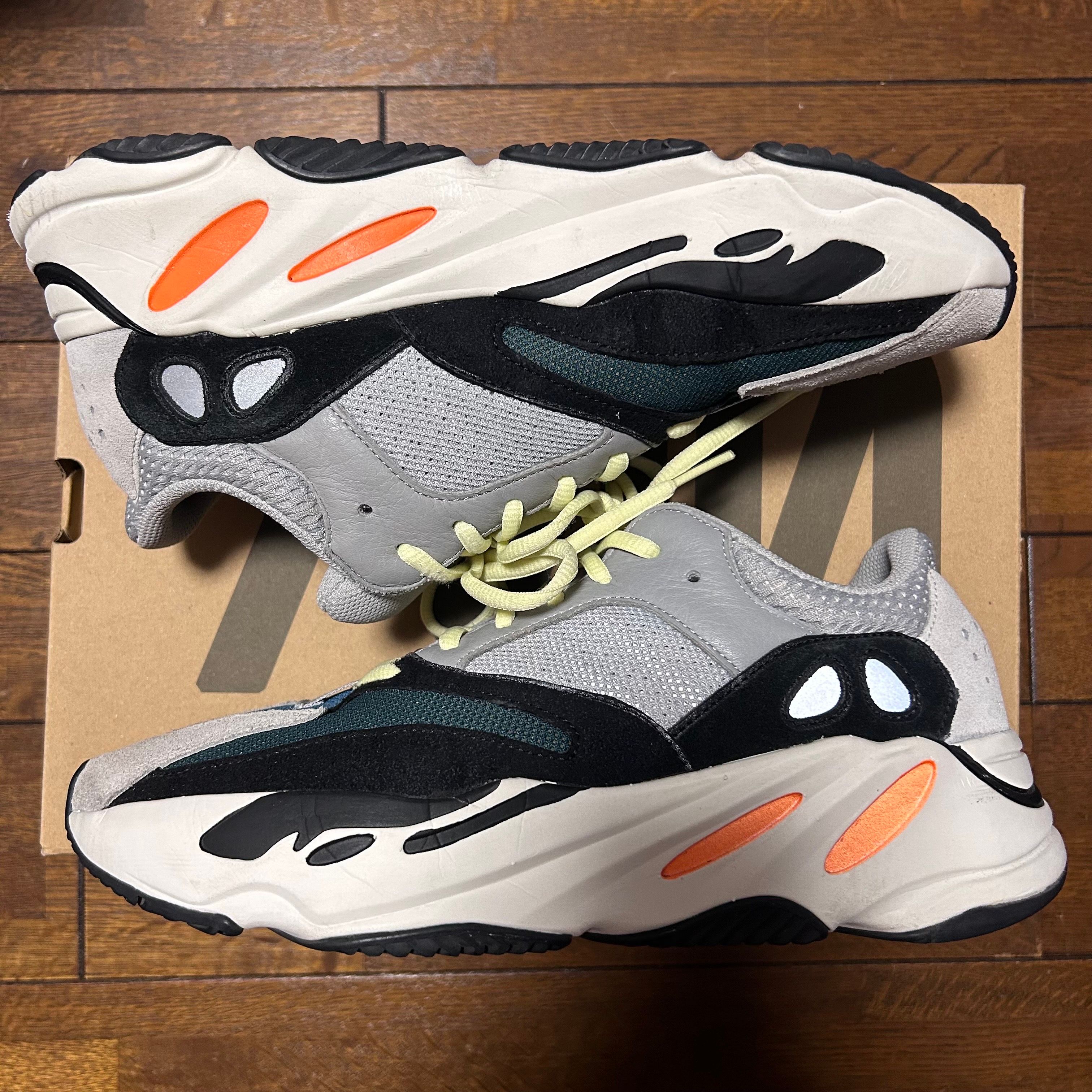 adidas YEEZY Boost 700 "Wave Runner"