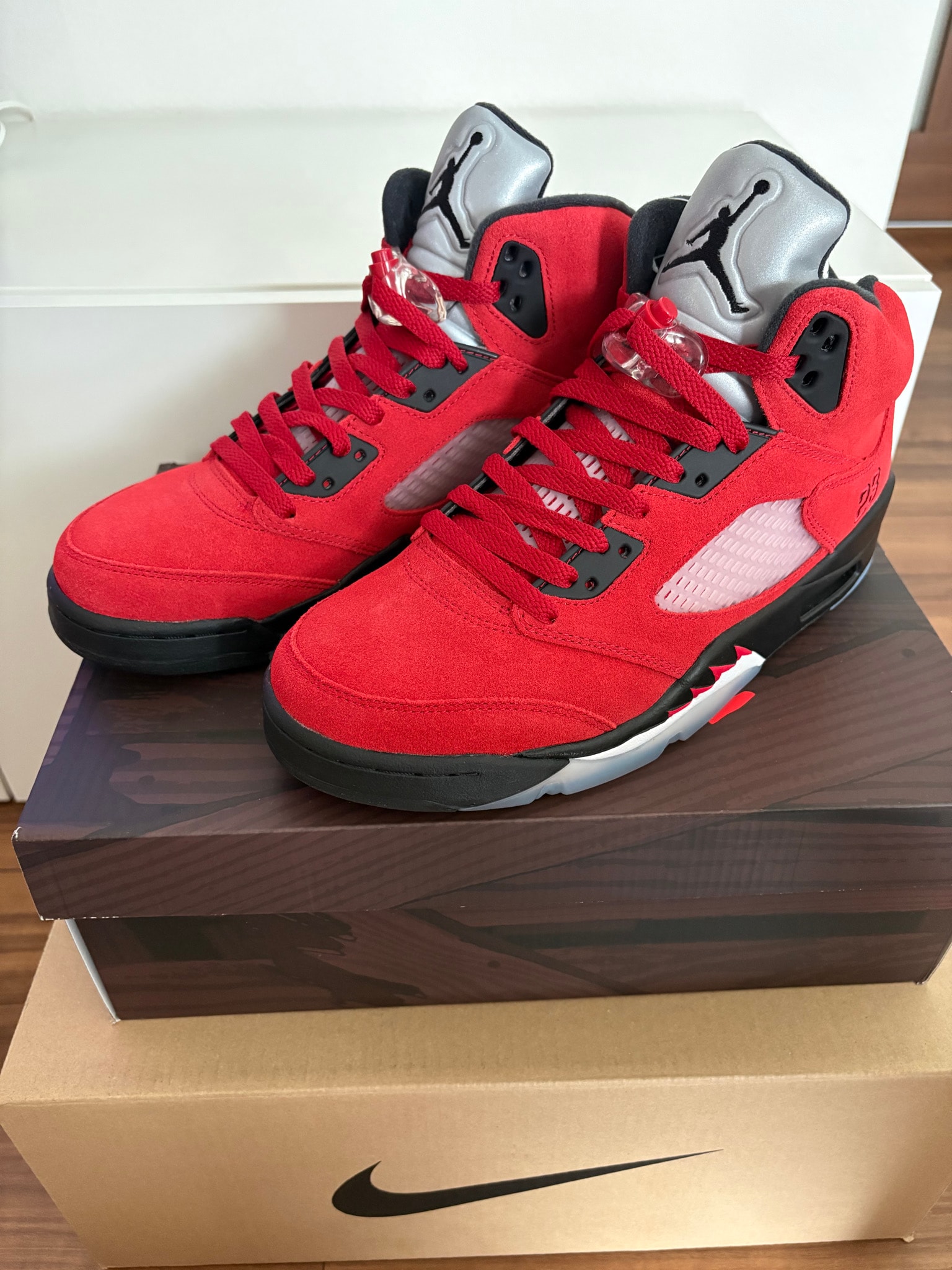 Nike Air Jordan 5 "Toro Bravo"
