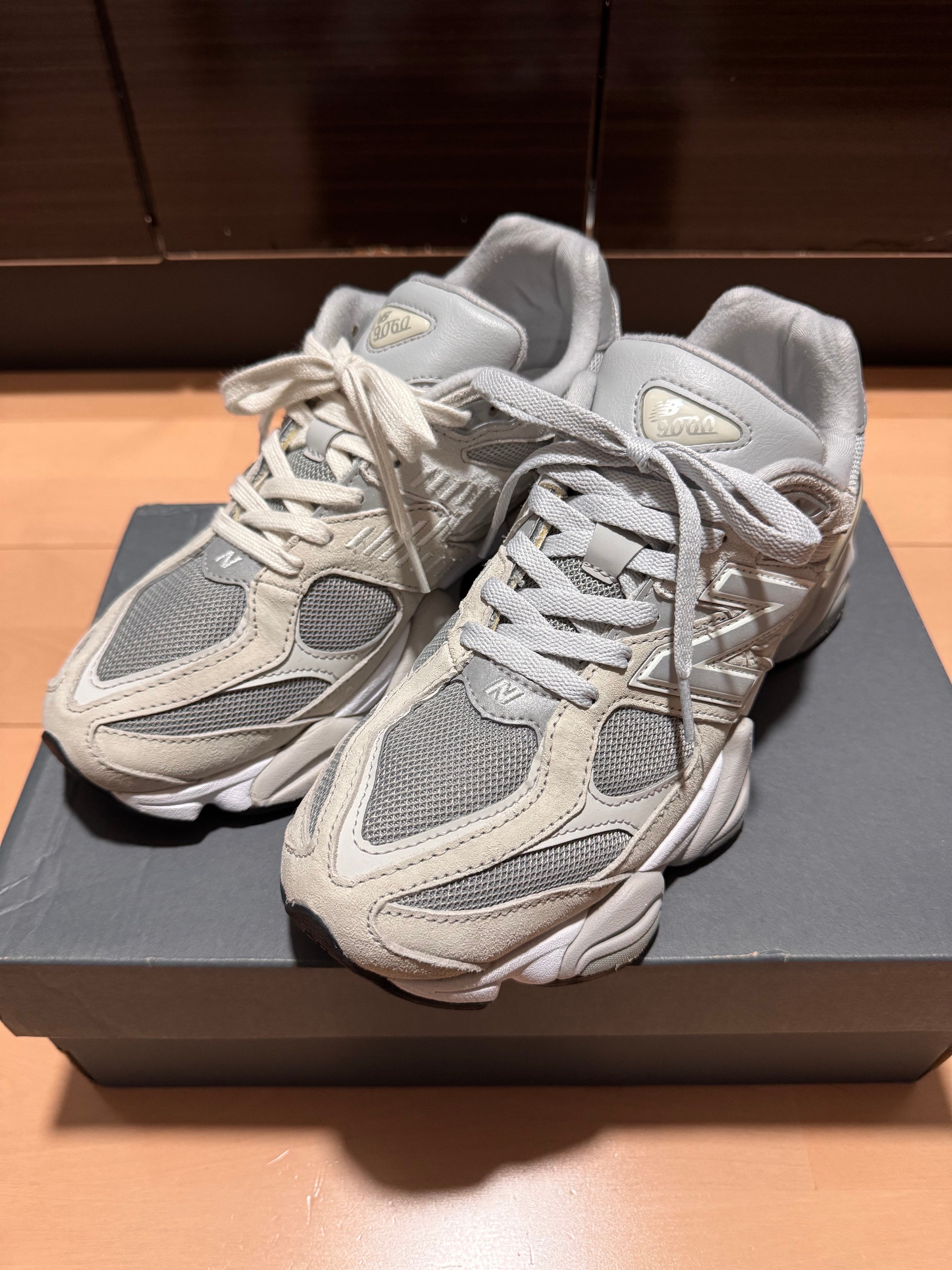 ニューバランス 9060 "コンクリート"