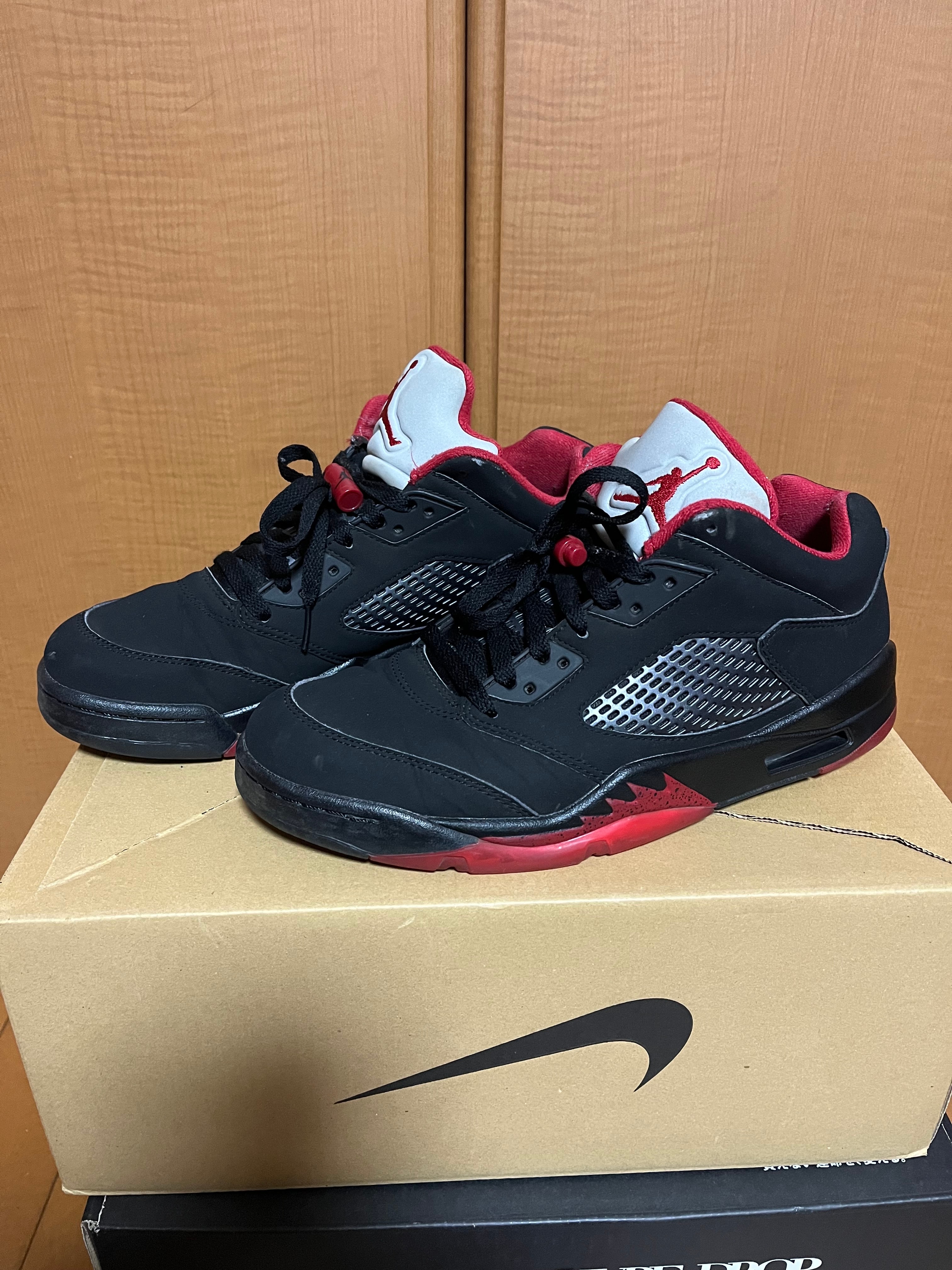 Nike Air Jordan 5 RETRO Low 
