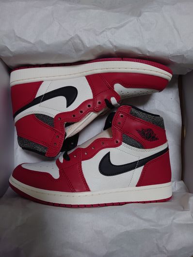 Nike Air Jordan 1 High OG "Lost & Found/Chicago"