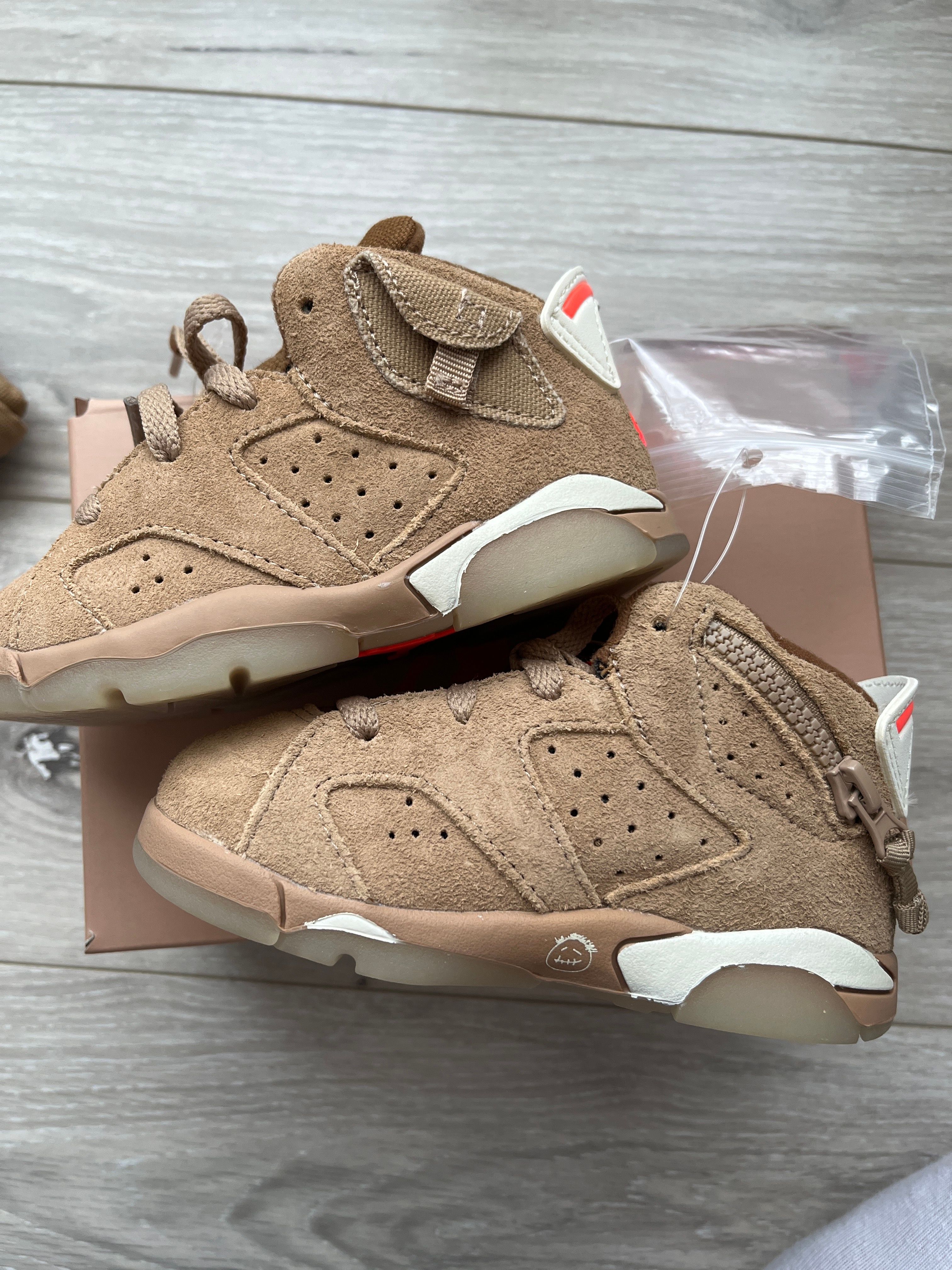 Travis Scott × Nike TD Air Jordan 6 "British Khaki"