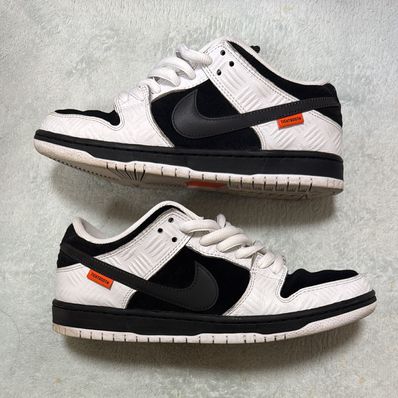 TIGHTBOOTH × Nike SB Dunk Low Pro QS "Black and White"
