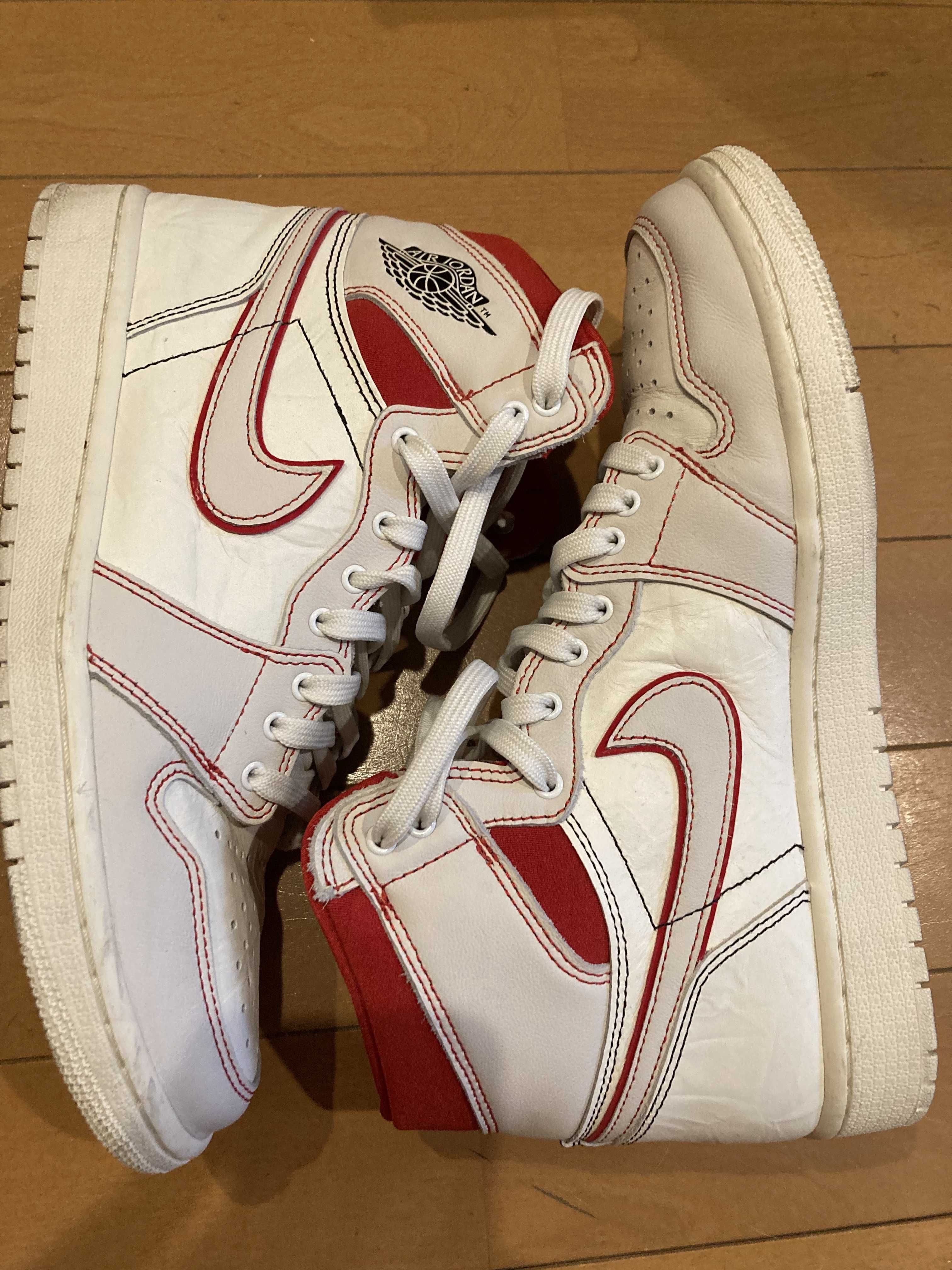 Nike Air Jordan 1 Retro High OG "Sail/University Red"     
