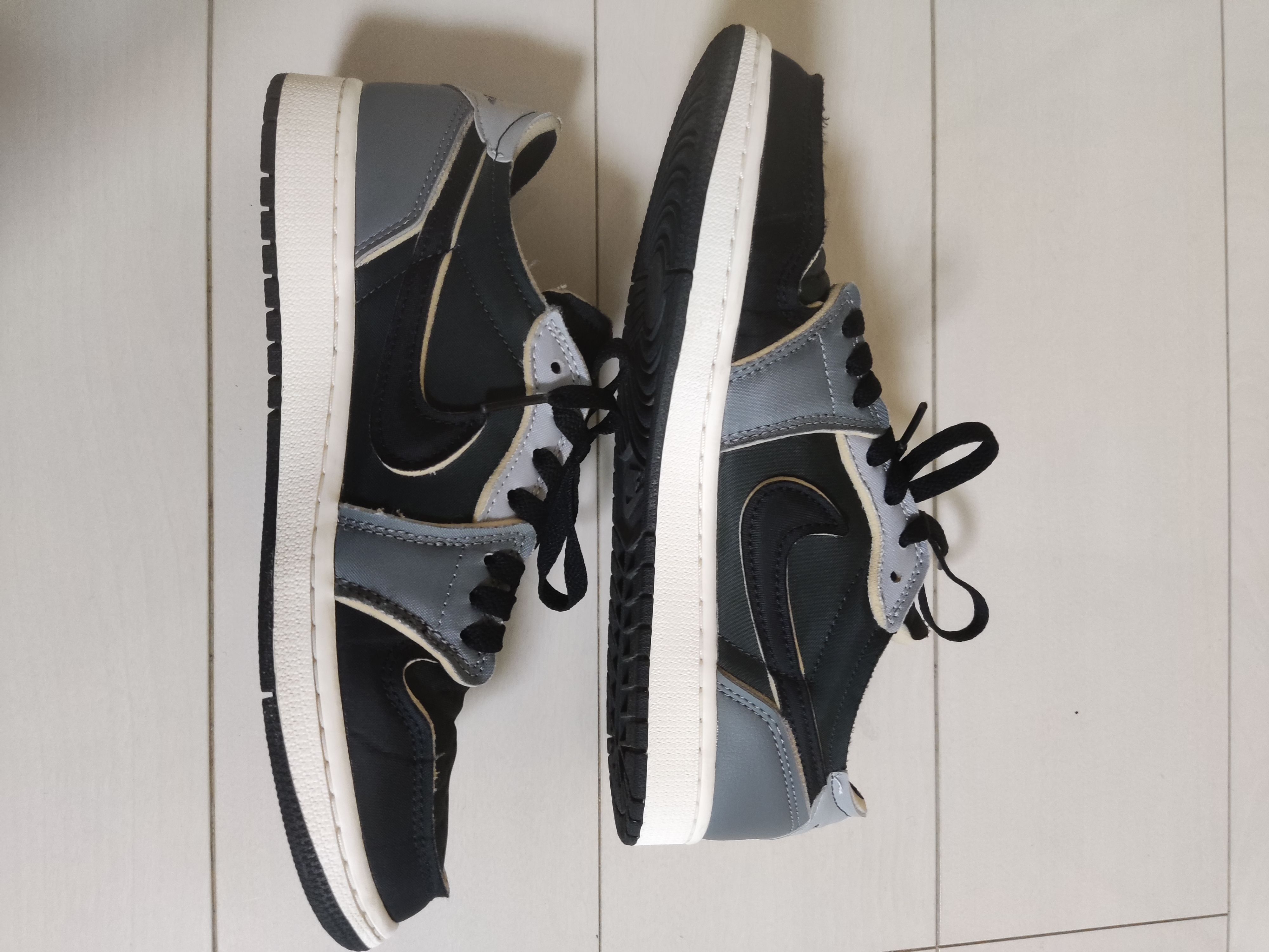 Nike Air Jordan 1 Low OG EX "Black and Smoke Grey"