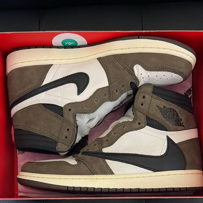 Travis Scott × Nike Air Jordan 1 Retro High OG TS SP "Sail/Dark Mocha"