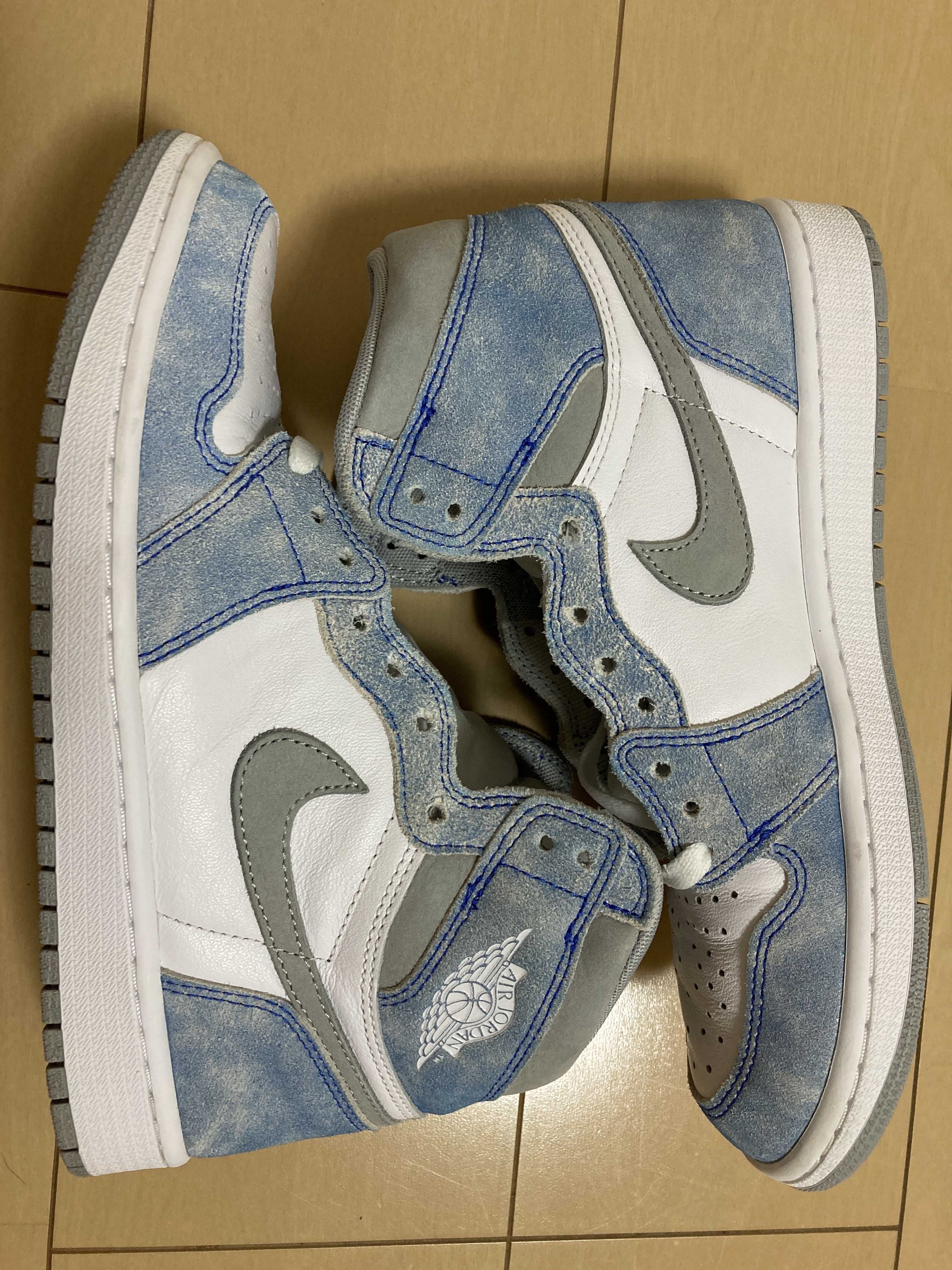 Nike Air Jordan 1 High OG "Hyper Royal"