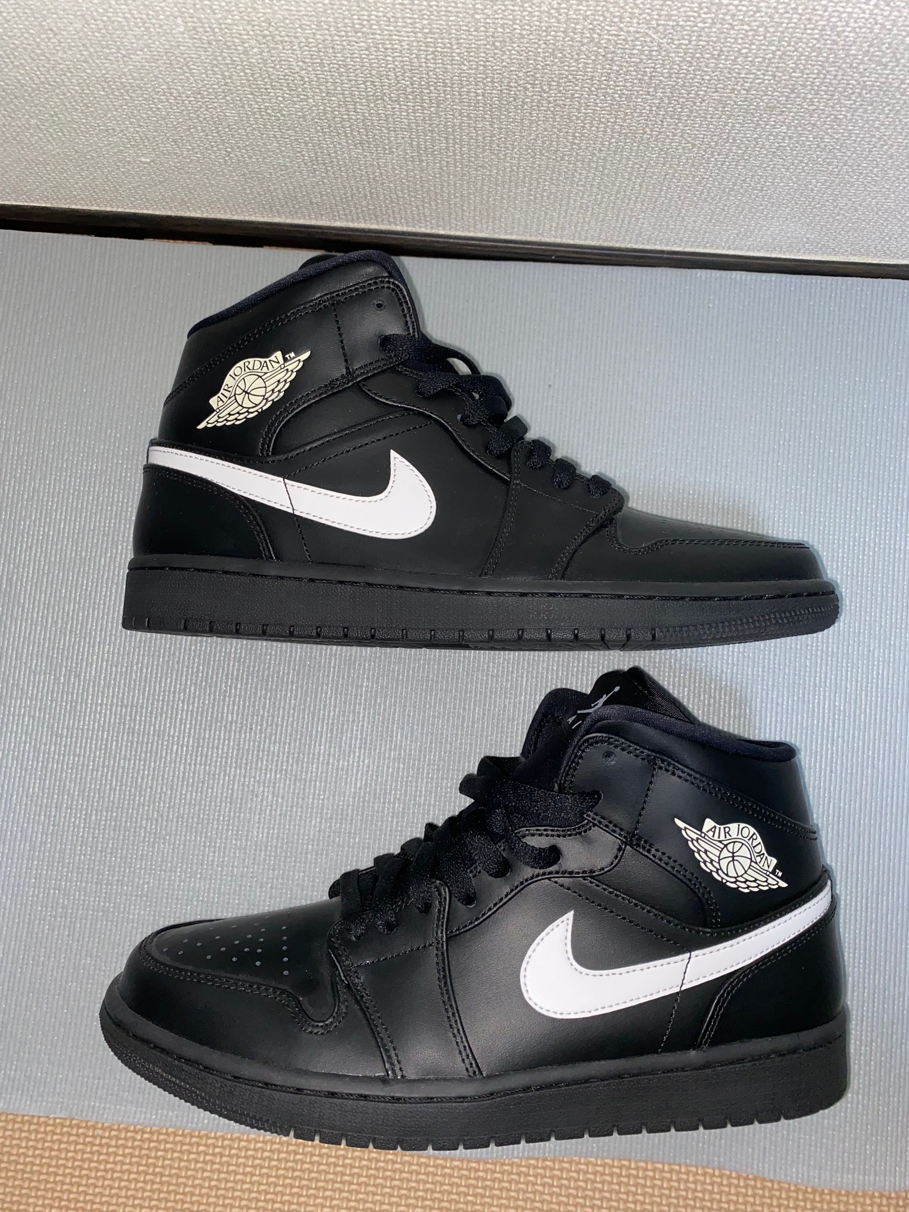 Nike Air Jordan 1 Mid "Black/White" (2018)