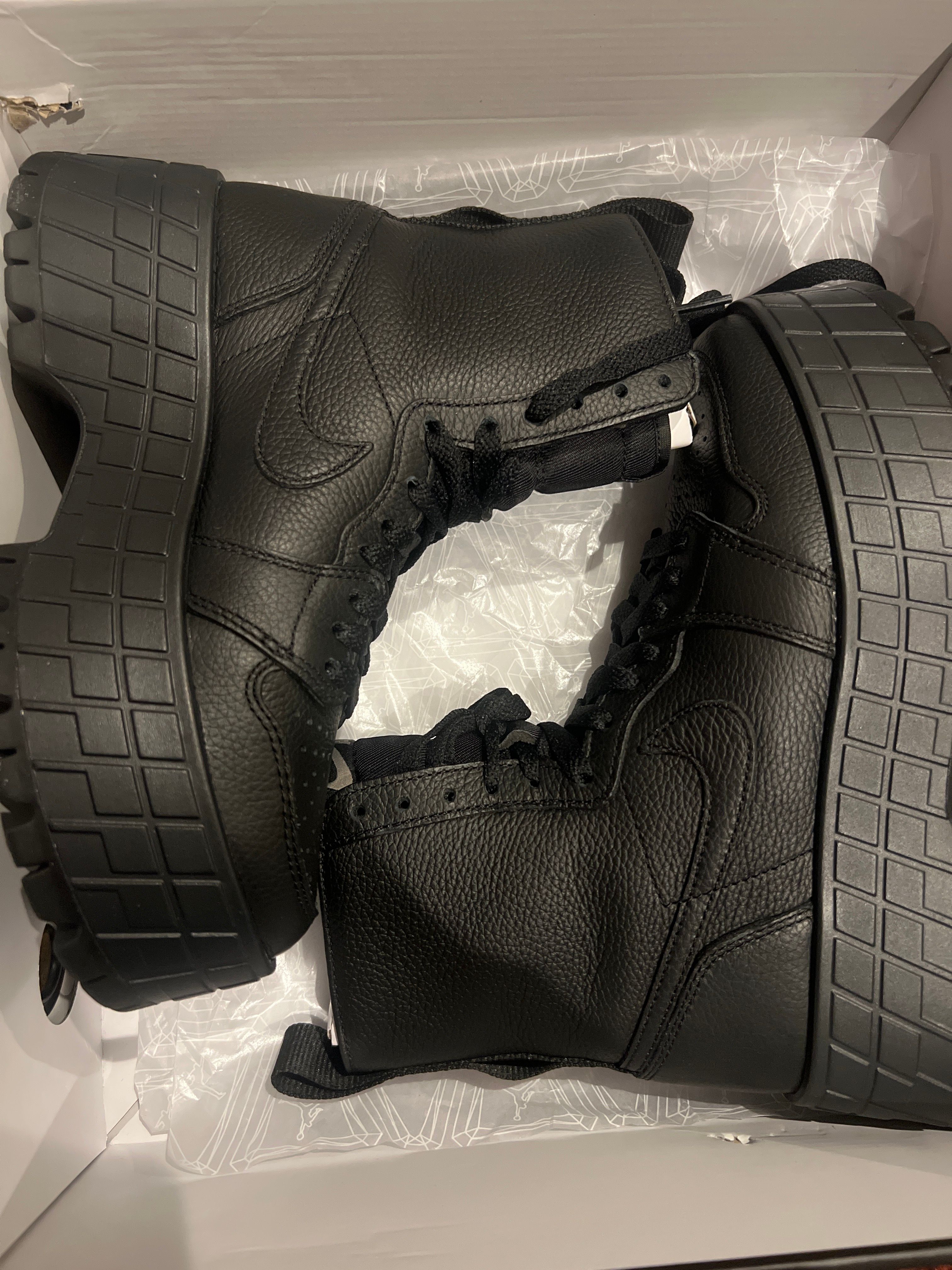 Nike Women's Air Jordan 1 Brooklyn High "Black"