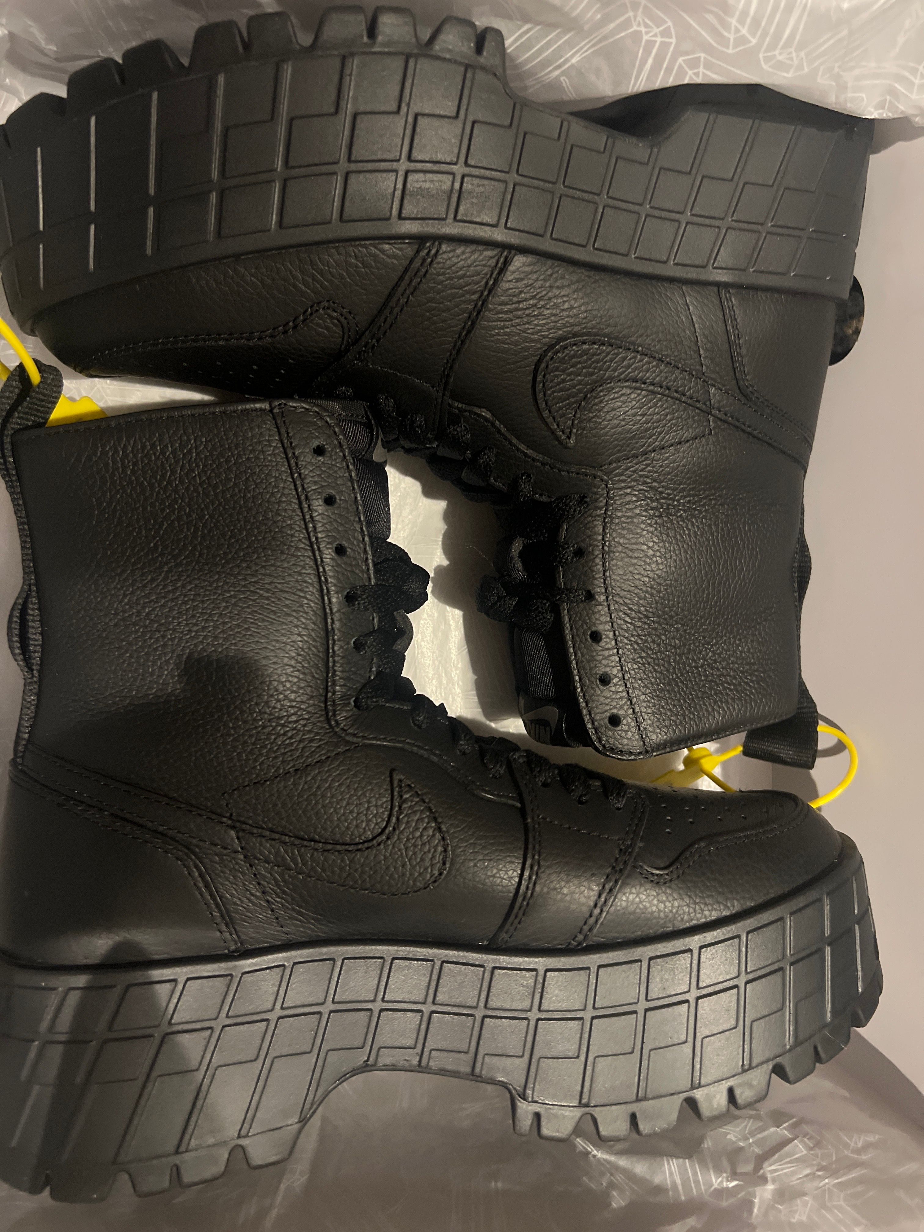 Nike Women's Air Jordan 1 Brooklyn High "Black"