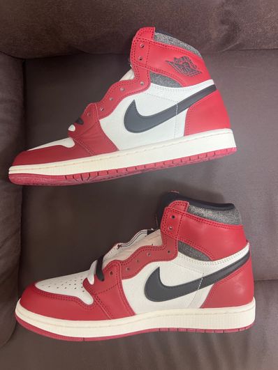 Nike Air Jordan 1 High OG "Lost & Found/Chicago"