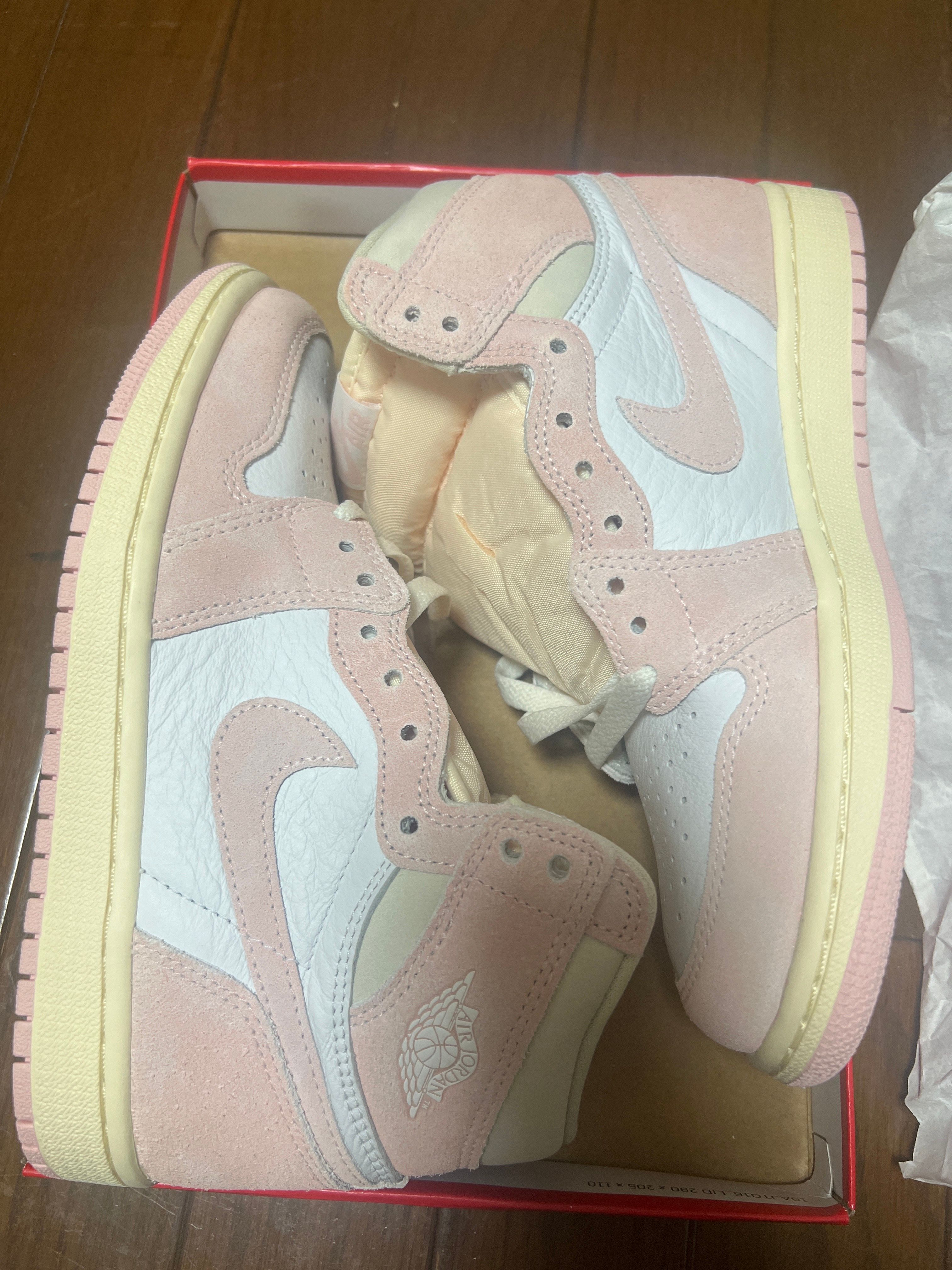 Nike Women's Air Jordan 1 Retro High OG "Washed Pink"
