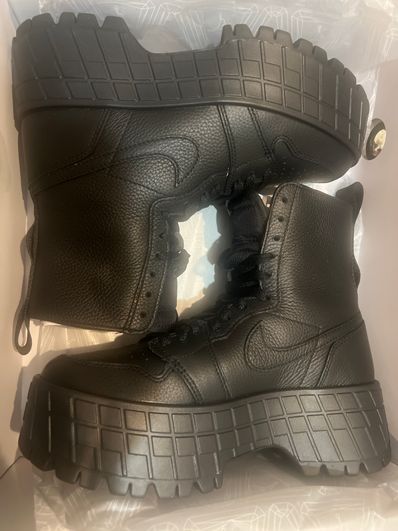 Nike Women's Air Jordan 1 Brooklyn High "Black"