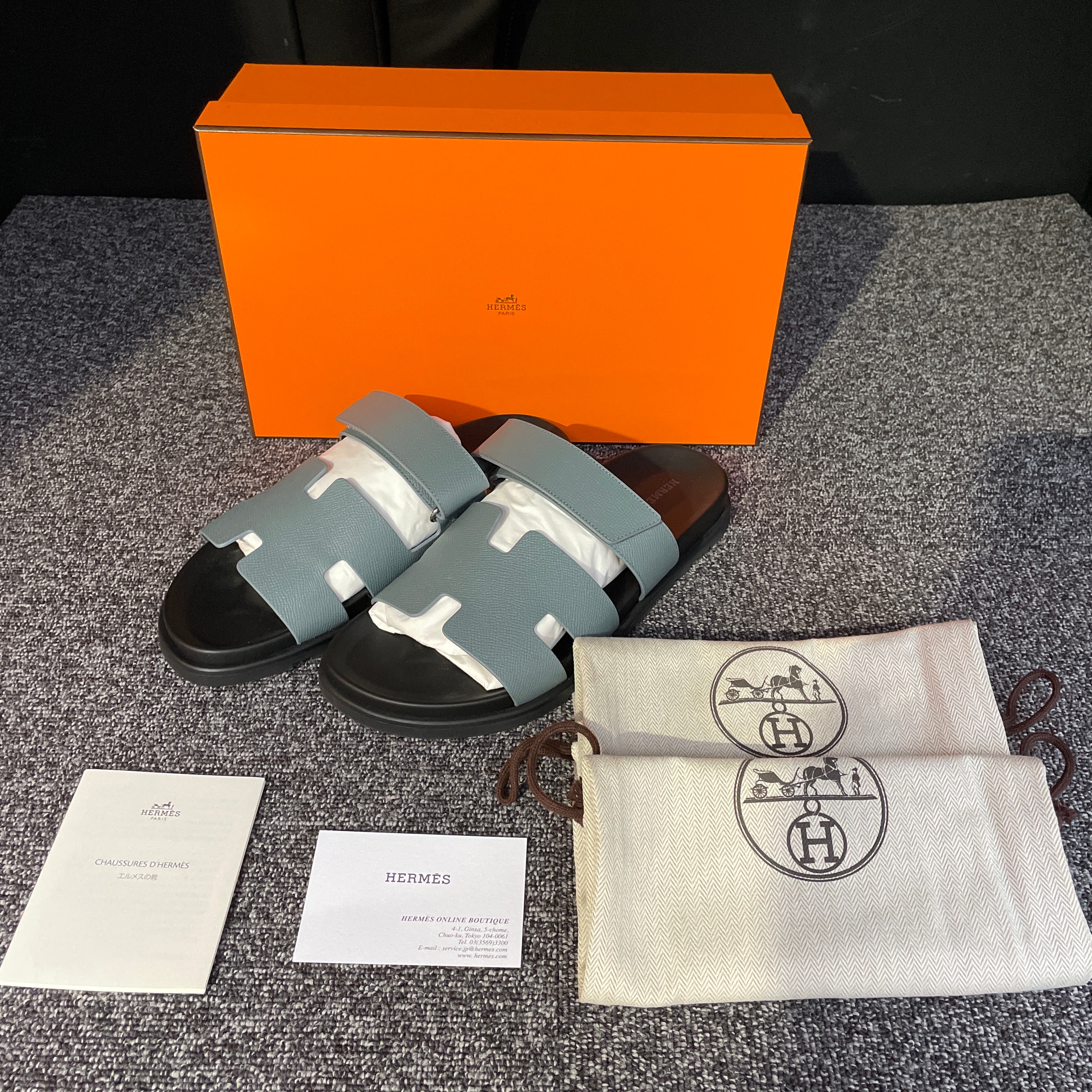 エルメス シプレ サンダル "ブルートネール"