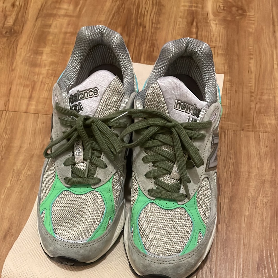 Patta × New Balance 990V3 Keep Your Family Close "Olive"