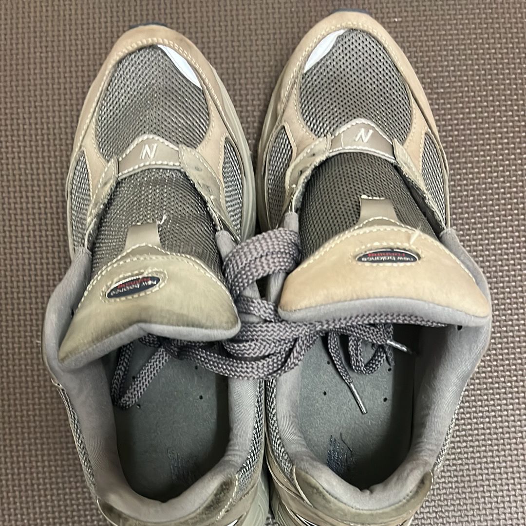 New Balance 2002R "Gray"